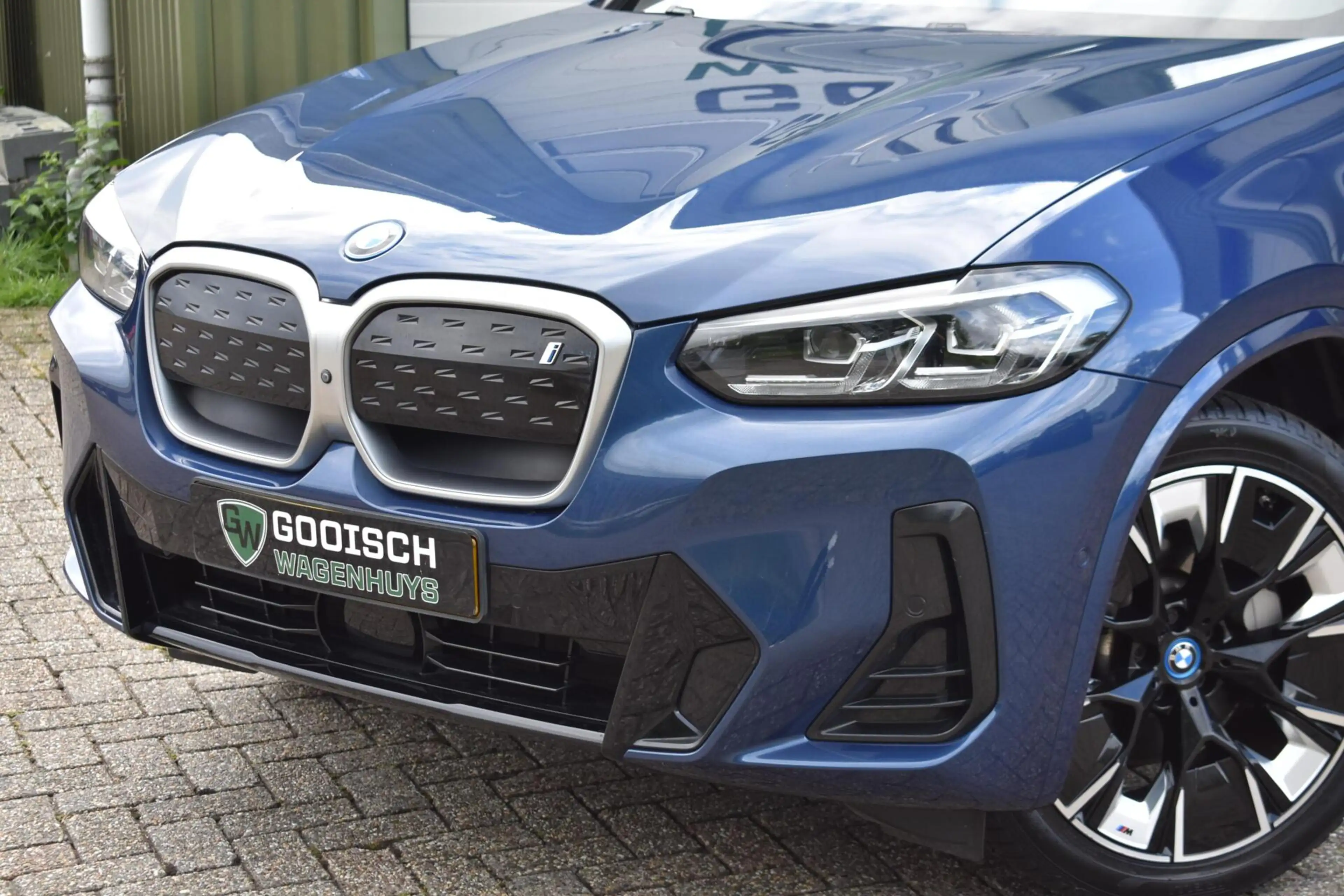 BMW iX3 High Executive 80 kWh | Pano | Leder | 100% SOH | — photo 29
