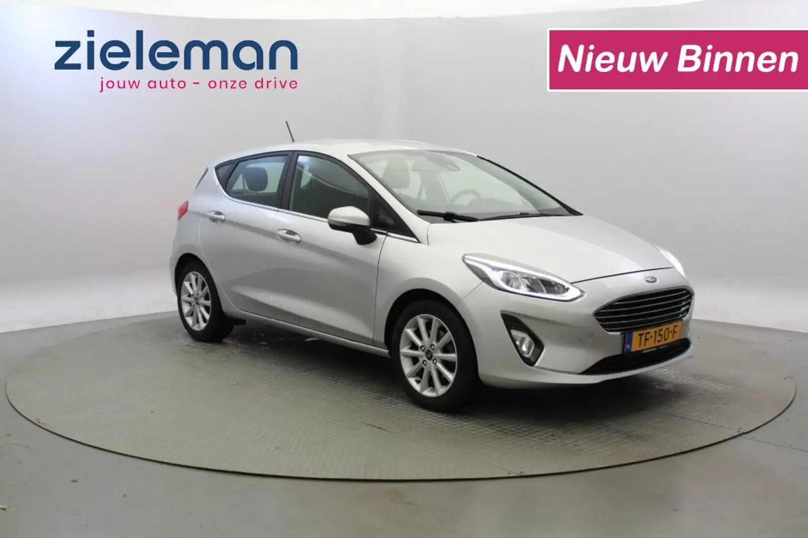 Ford Fiesta 1.5 TDCi Titanium - Carplay, Navi, Trekhaak Grijs - 1