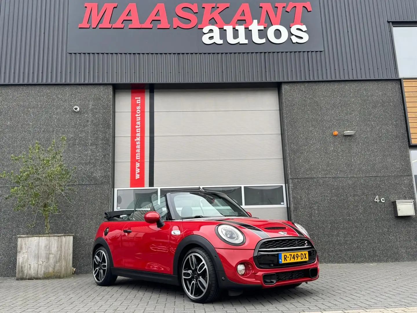 MINI John Cooper Works Cabrio Mini (f57) S / Aut / Chili / Jcw details / Hud / A Rouge - 2