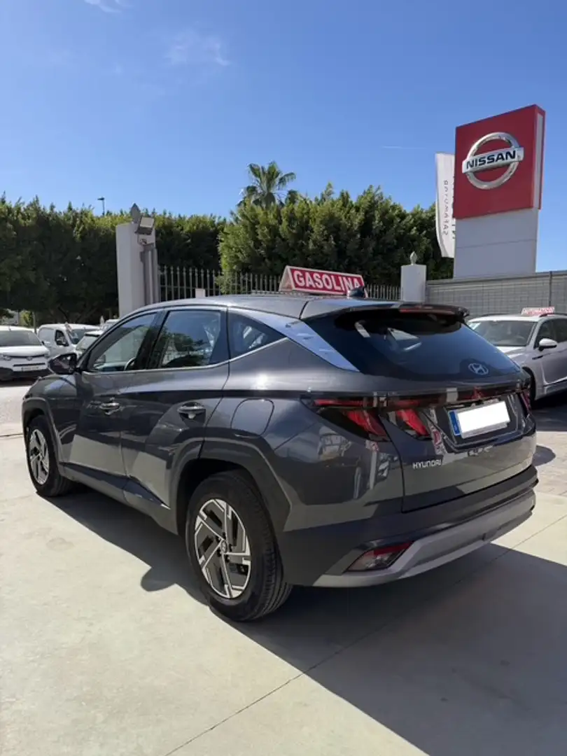 Hyundai TUCSON 1.6 T Klass Gris - 2