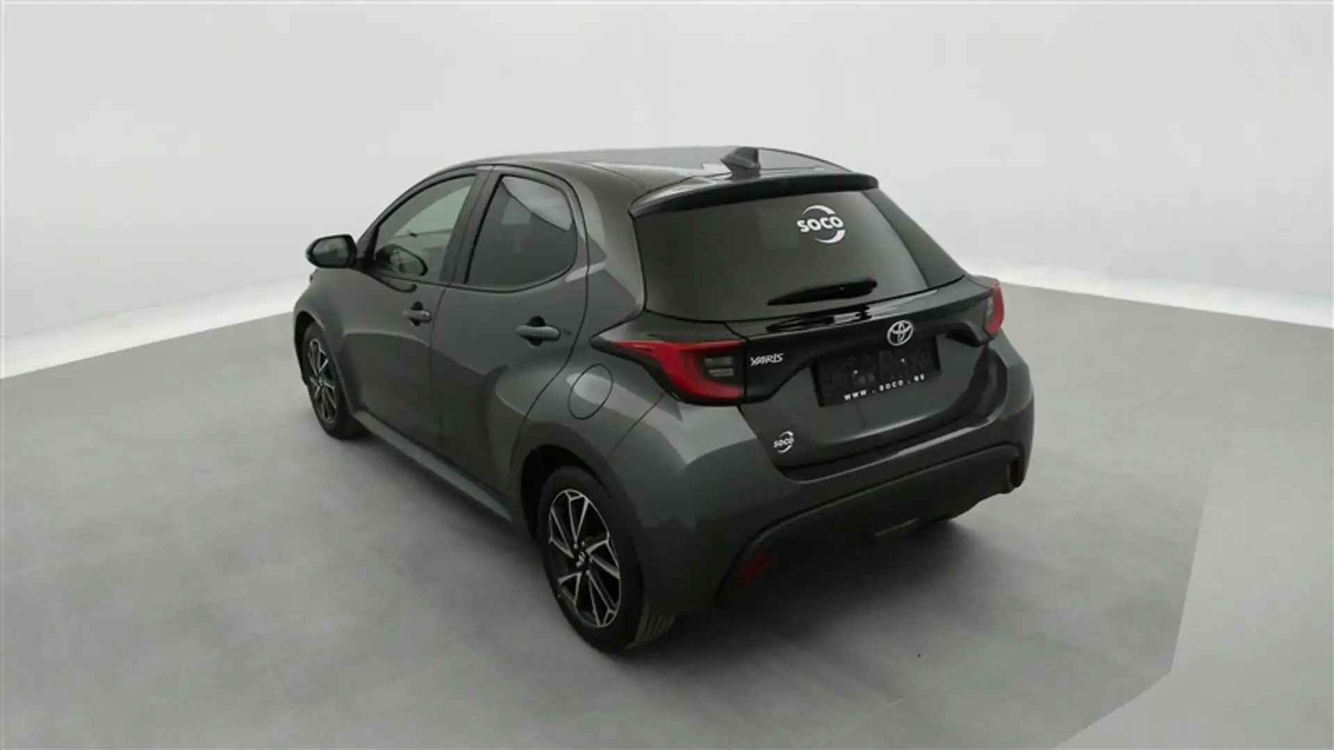 Toyota Yaris 1.5i Dual VVT-iE Dynamic CARPLAY / CAMERA / FULL L Gris - 2