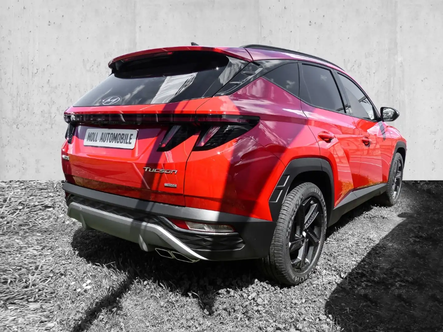 Hyundai TUCSON Blackline Mild-Hybrid 4WD Navi Kamera PDC Červená - 2