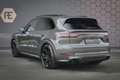 Porsche Cayenne 3.0 E-Hybrid | NP € 222.577,- | KERAMISCHE REMMEN Grijs - thumbnail 2