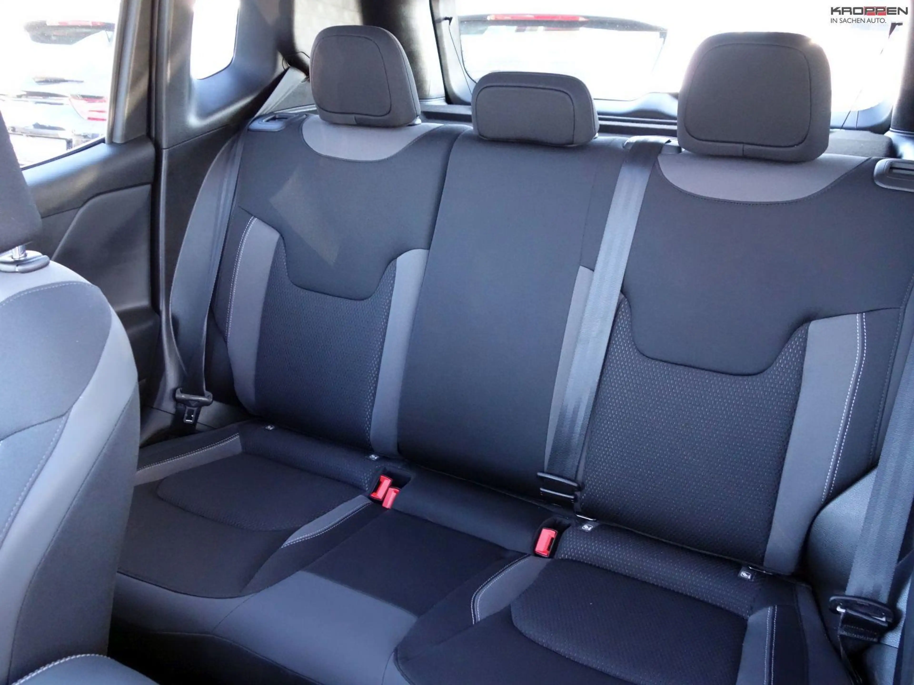 Jeep Renegade Longitude Mild-Hyb. GD SHZ LHZ KAM M+S — photo 6