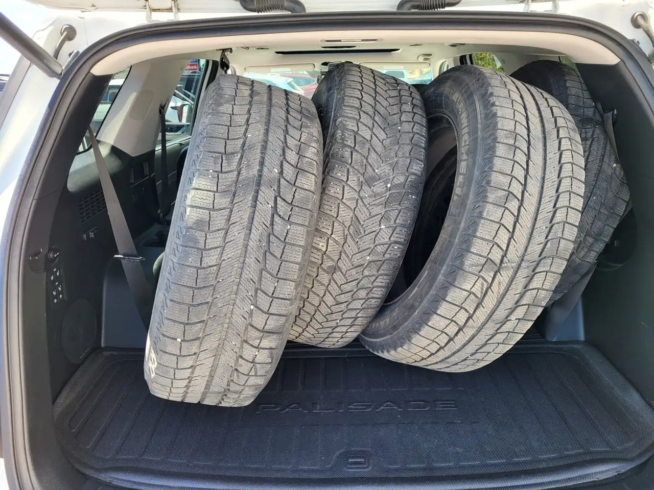 Hyundai PALISADE photo Hyundai PALISADE