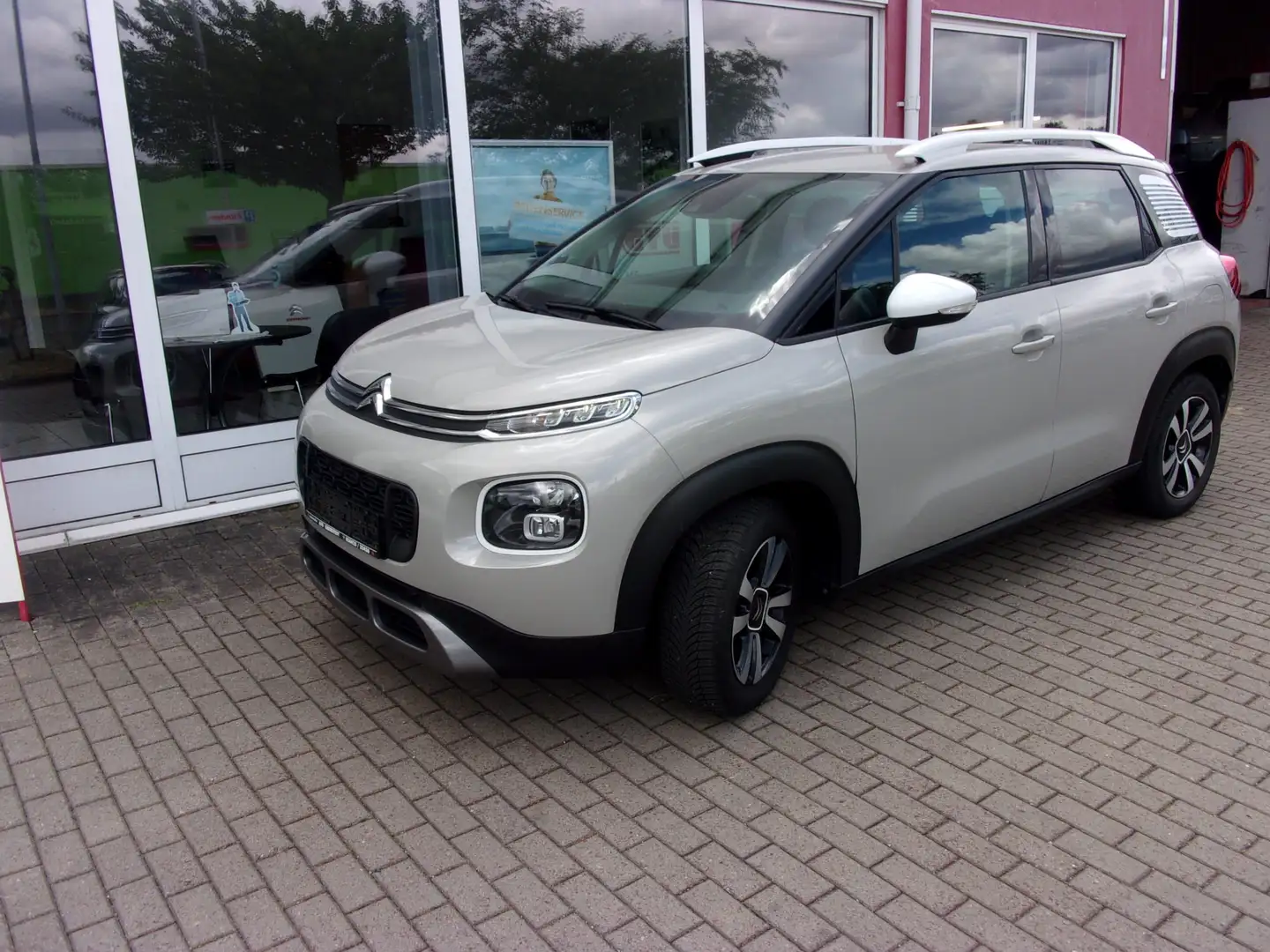 Citroen C3 Aircross Shine Beige - 1