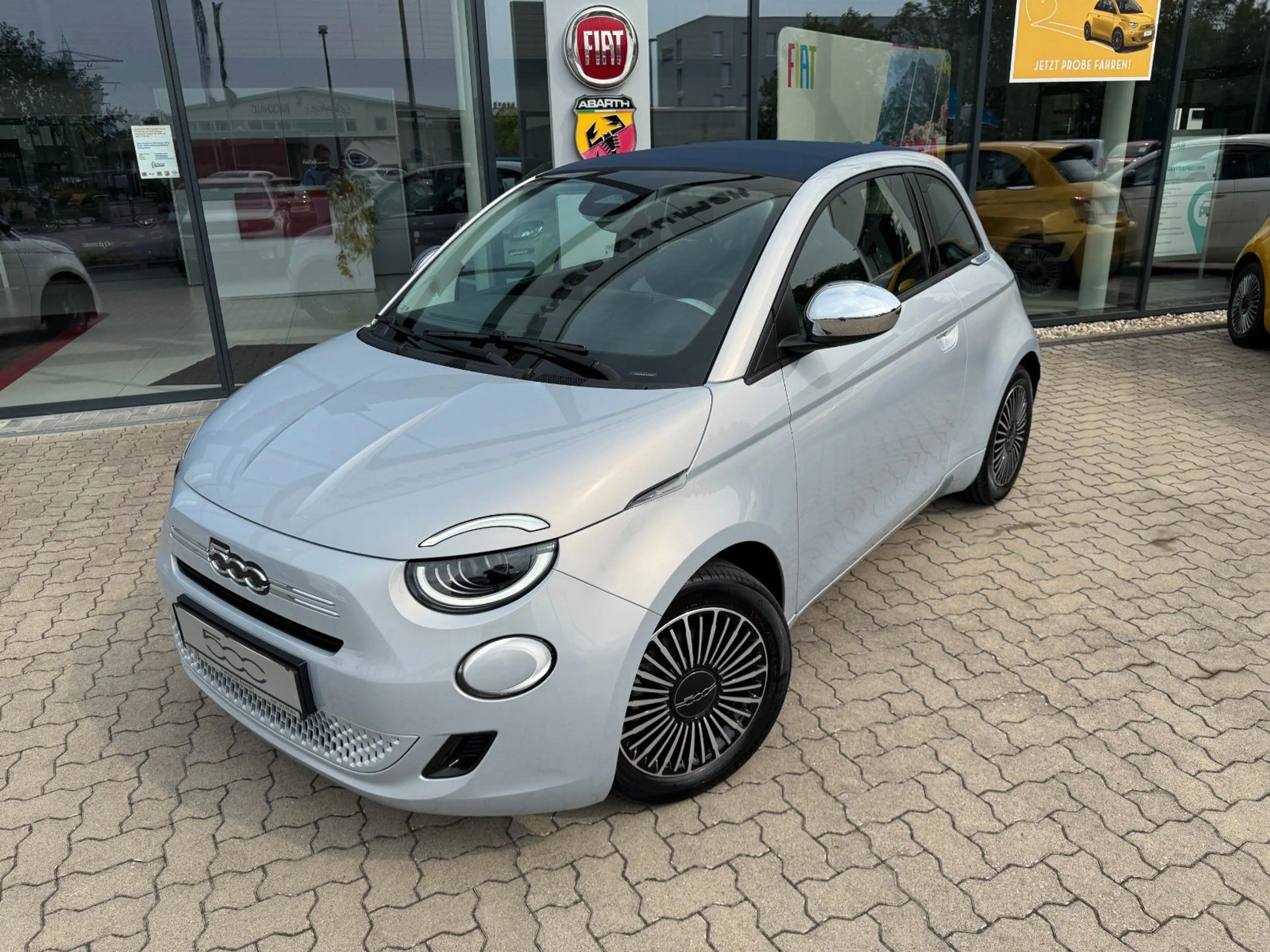 Fiat 500C 500 Cabrio 1.0 Hybrid DOLCEVITA, Limitiert