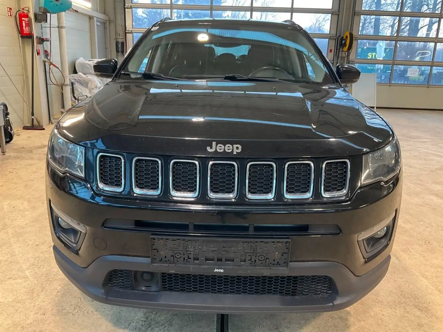 Jeep Compass Compass 2,0 MultiJet II AWD Longitude Schwarz - 2