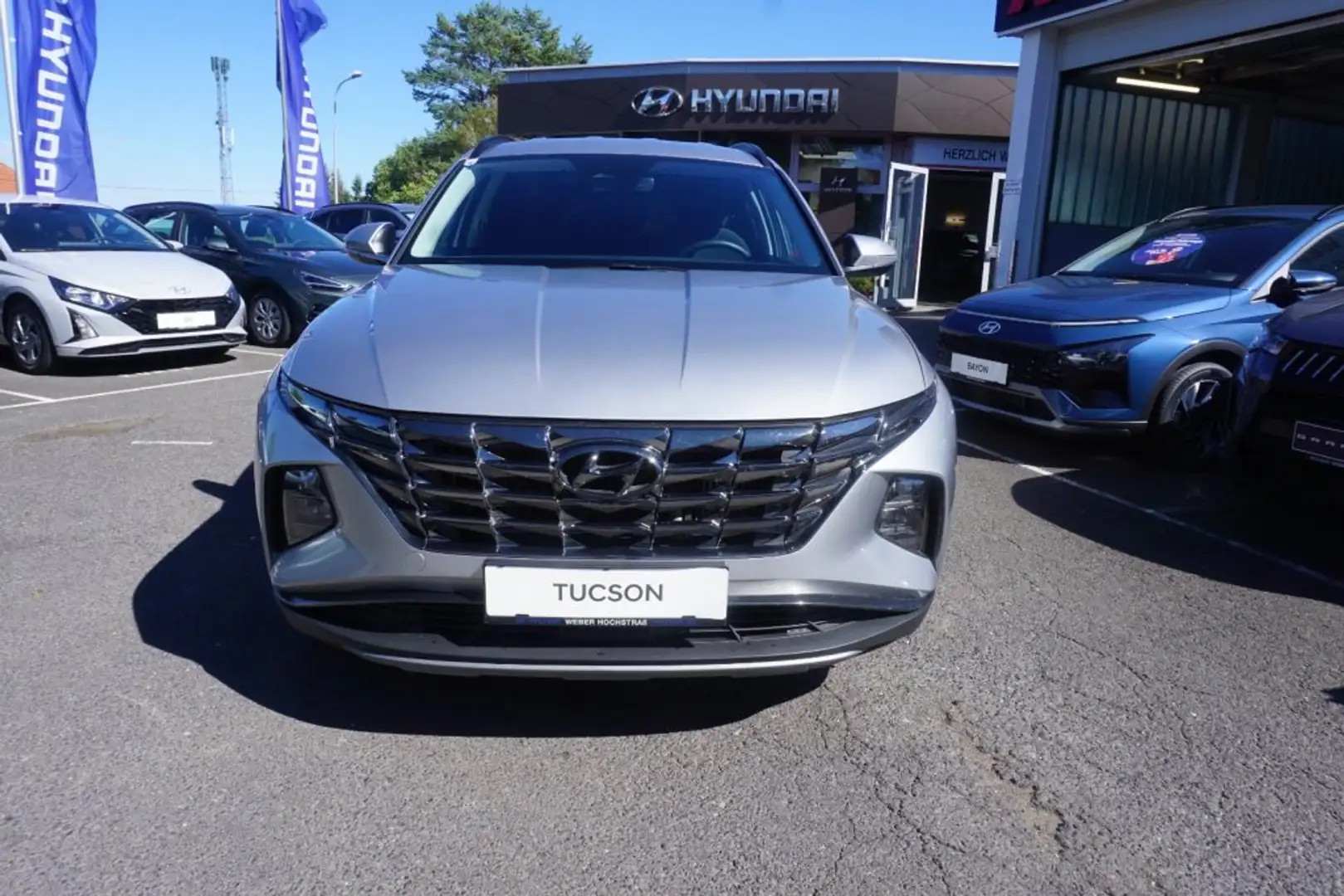 Hyundai TUCSON NX4 GO 1,6 TGDi 2WD t1bg0 Silber - 2