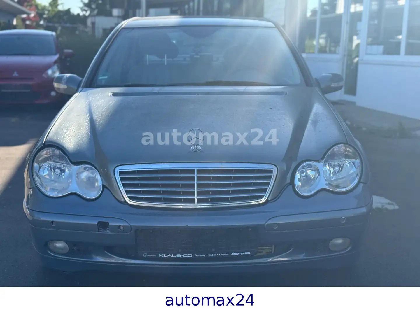 Mercedes-Benz C 200 C -Klasse Lim.NAVI,PDC,AUTOMATIK Grau - 2