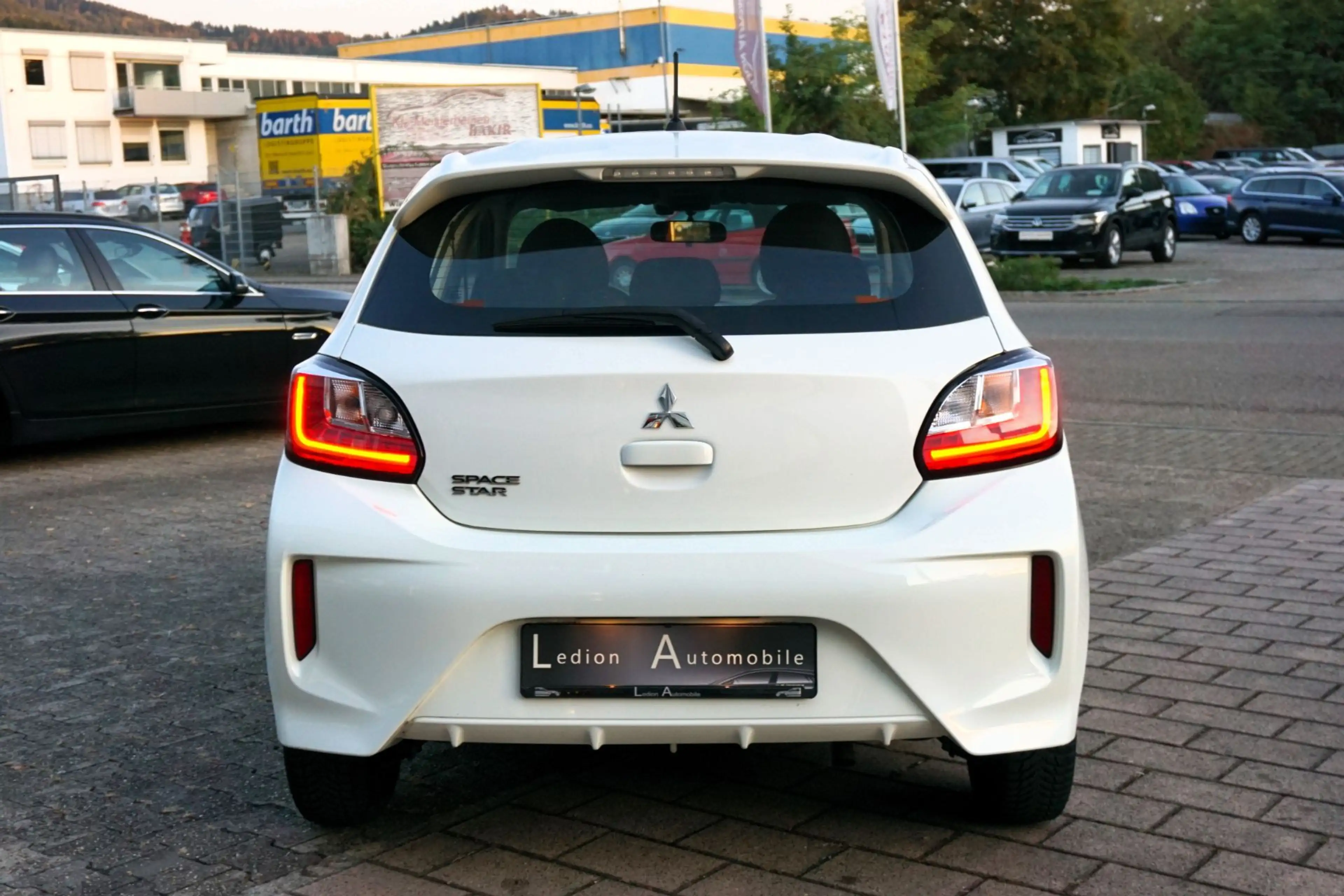 Mitsubishi Space Star 1.0 KLIMA WENIG KM — photo 6