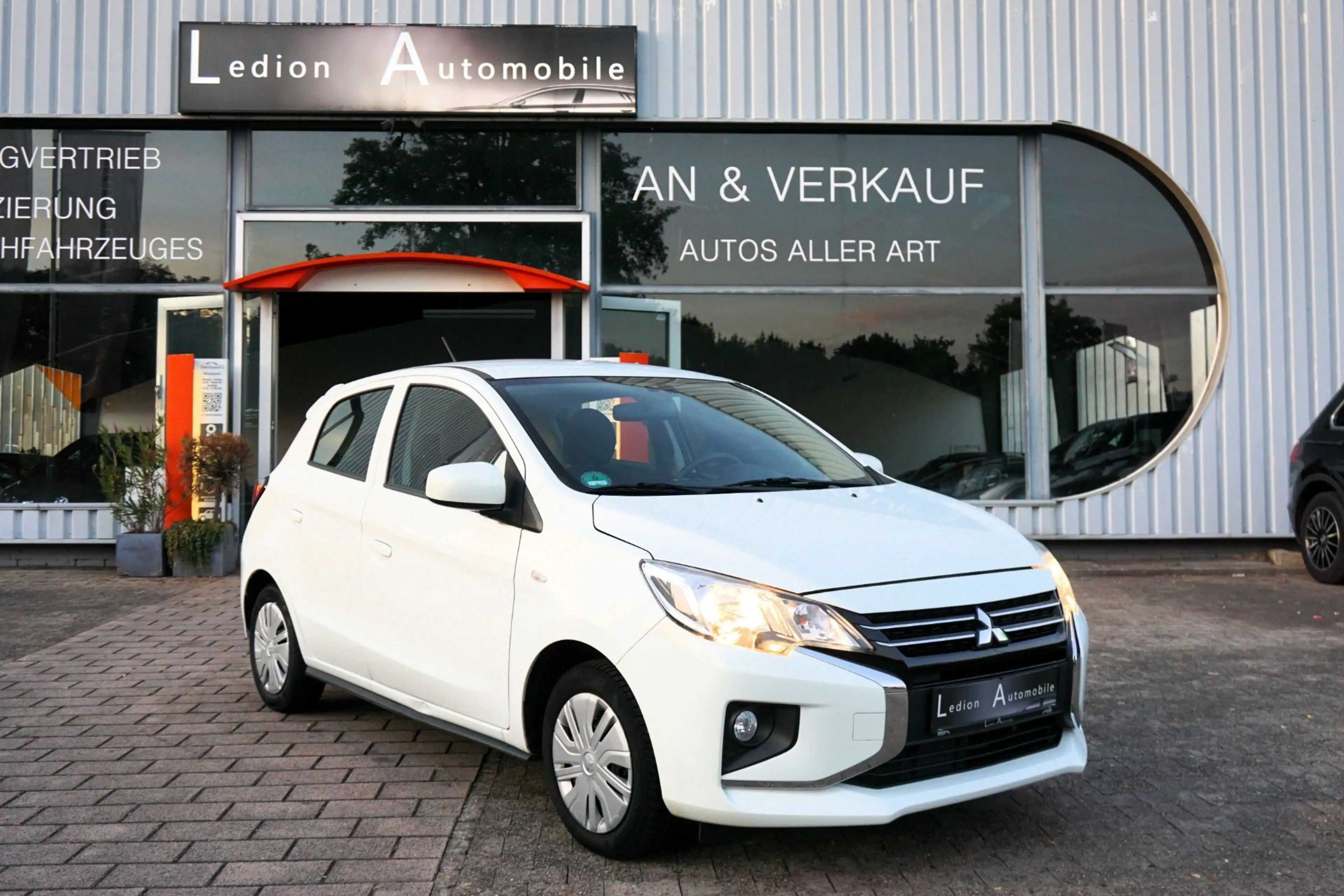 Mitsubishi Space Star 1.0 KLIMA WENIG KM