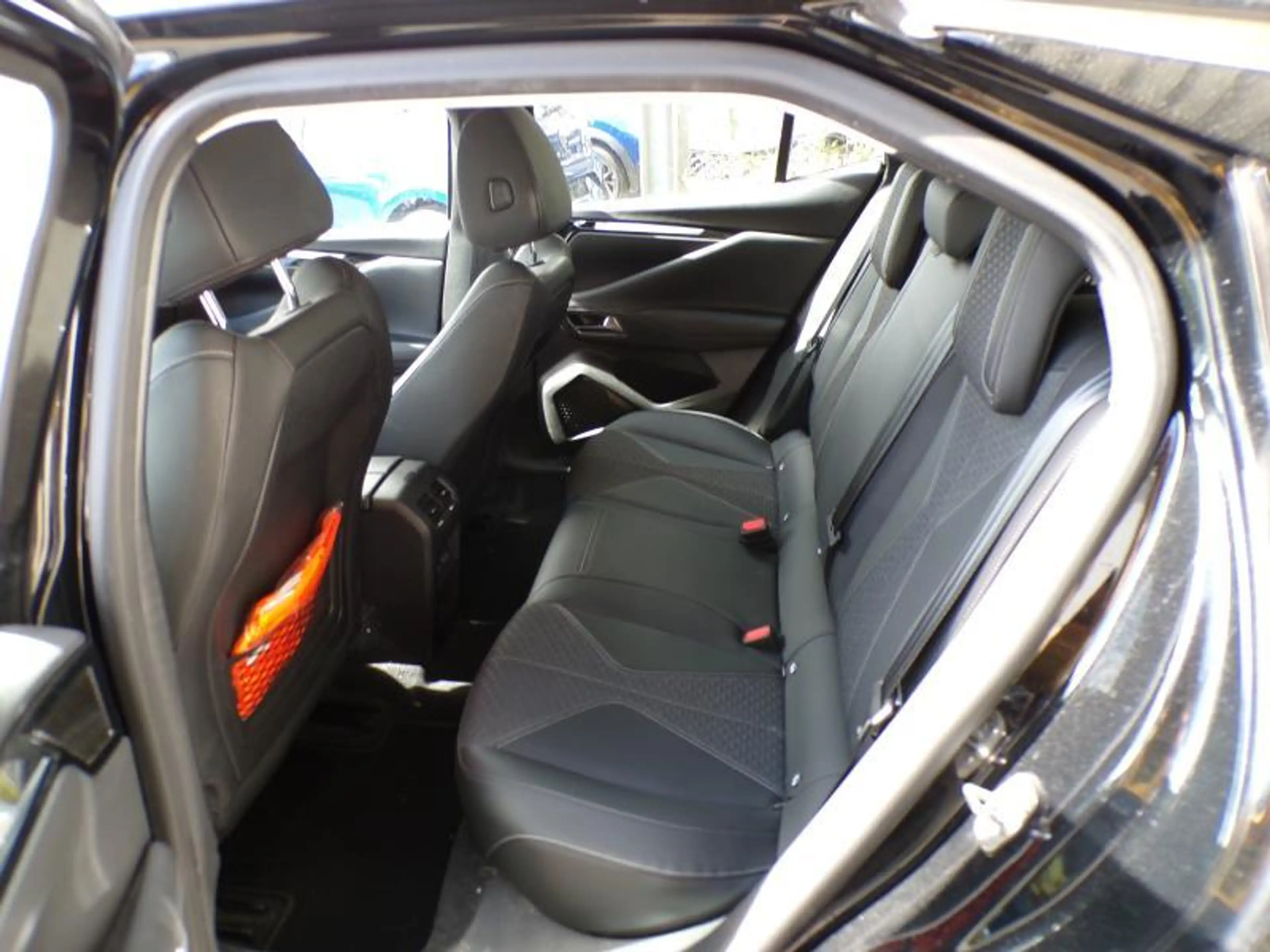 DS Automobiles DS 4 1.2 131cv Automatique Noir 05/22 Airco GPS Cruise — photo 7