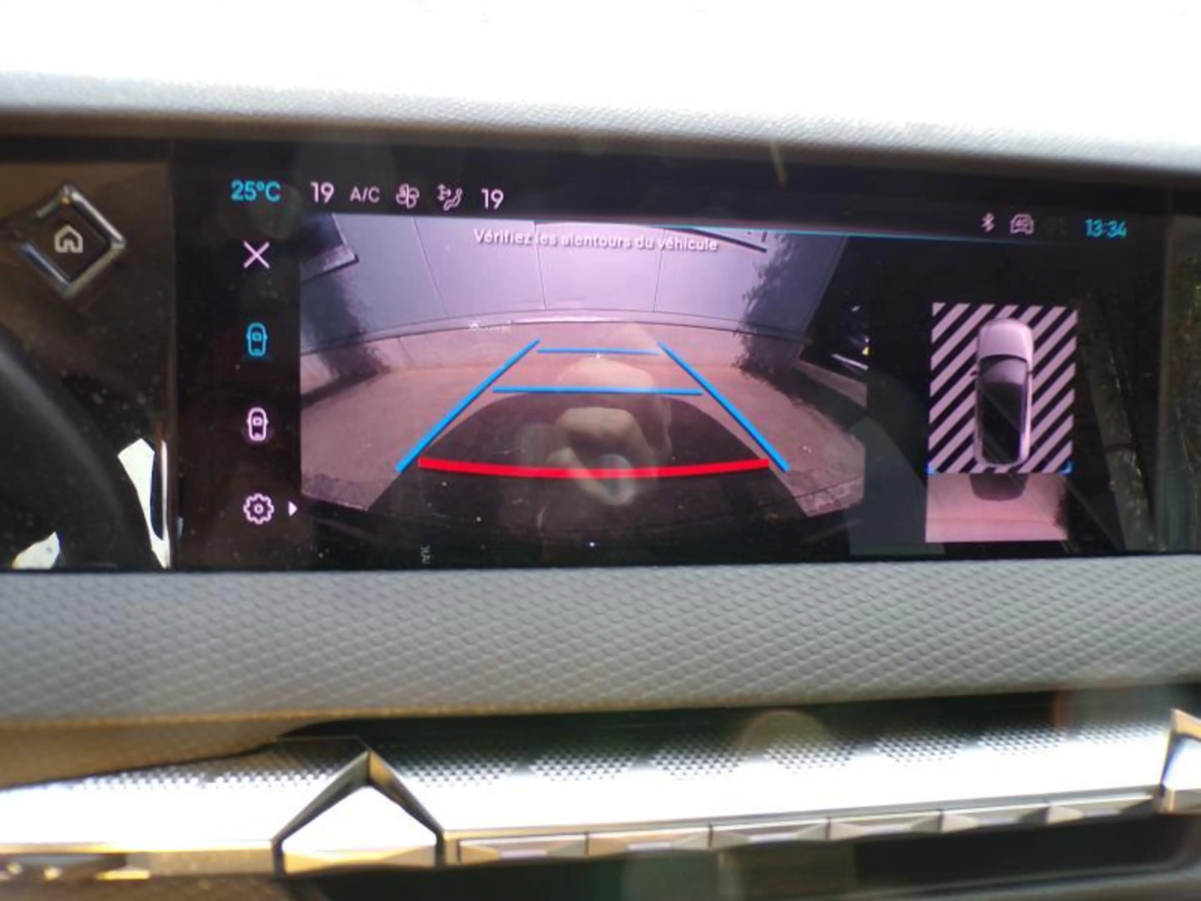 DS Automobiles DS 4 1.2 131cv Automatique Noir 05/22 Airco GPS Cruise — photo 15