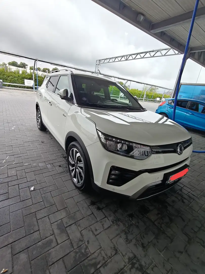 SsangYong Ssangyong grand Tivoli onyx 1.5 tgdi White - 1