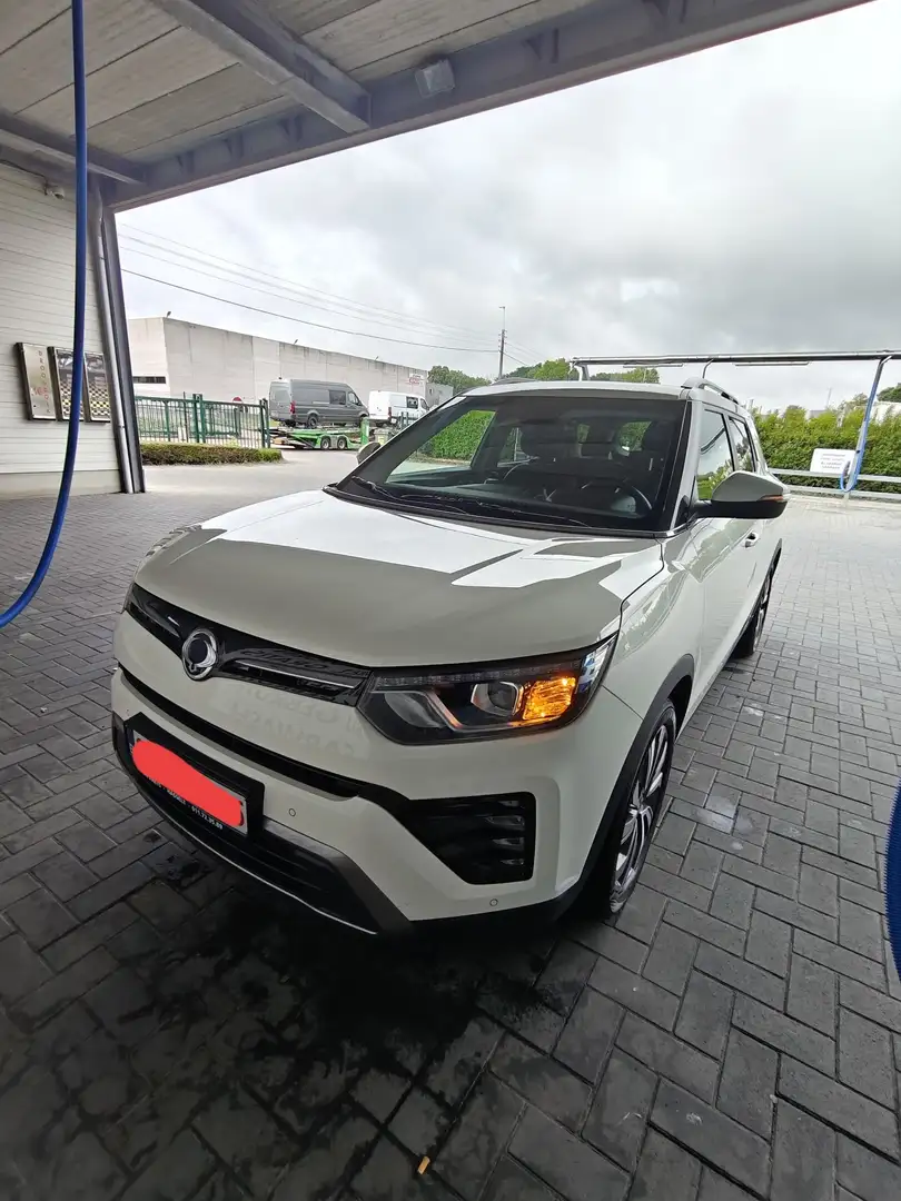SsangYong Ssangyong grand Tivoli onyx 1.5 tgdi White - 2