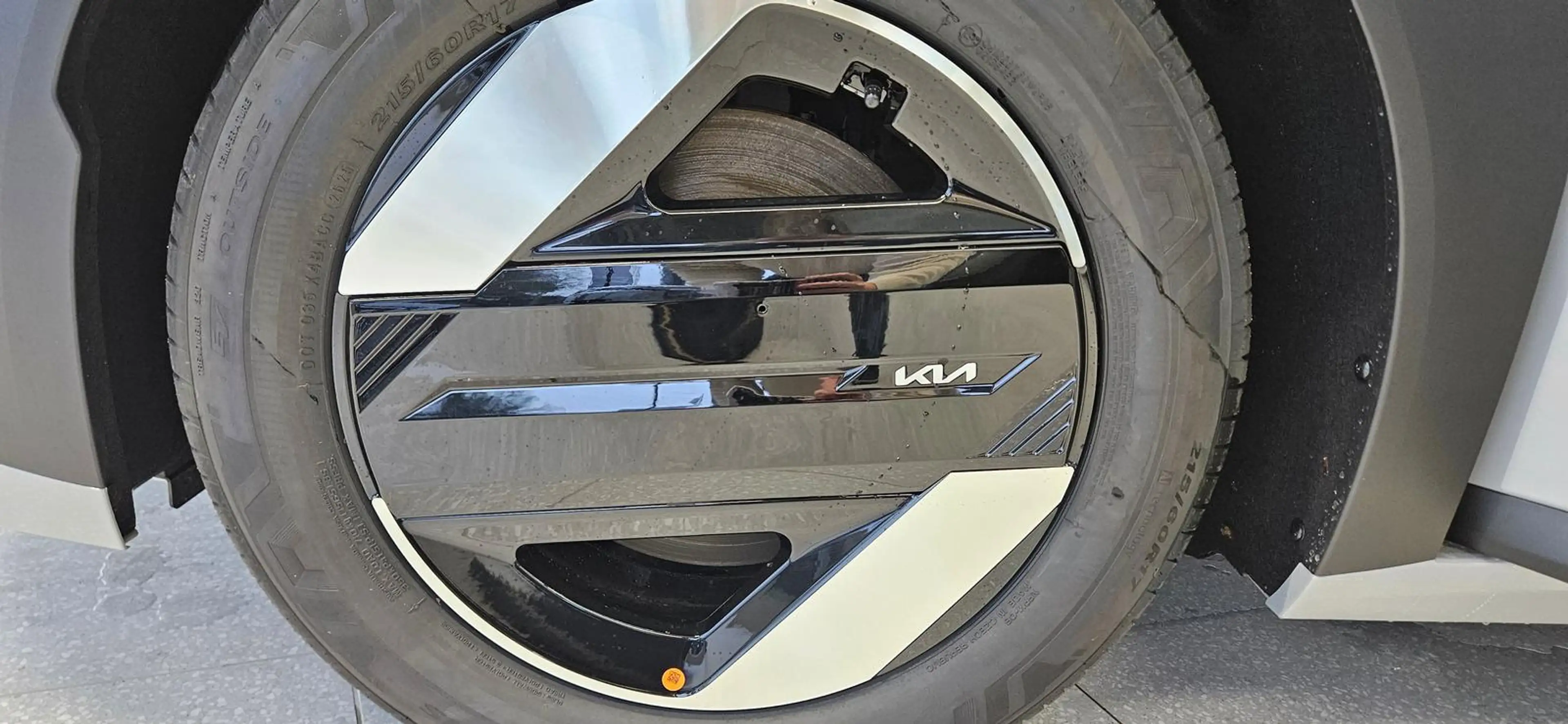 Kia EV4 150 kW 81,4 kWh Earth UP TECH WIN DRIVE SND — photo 15