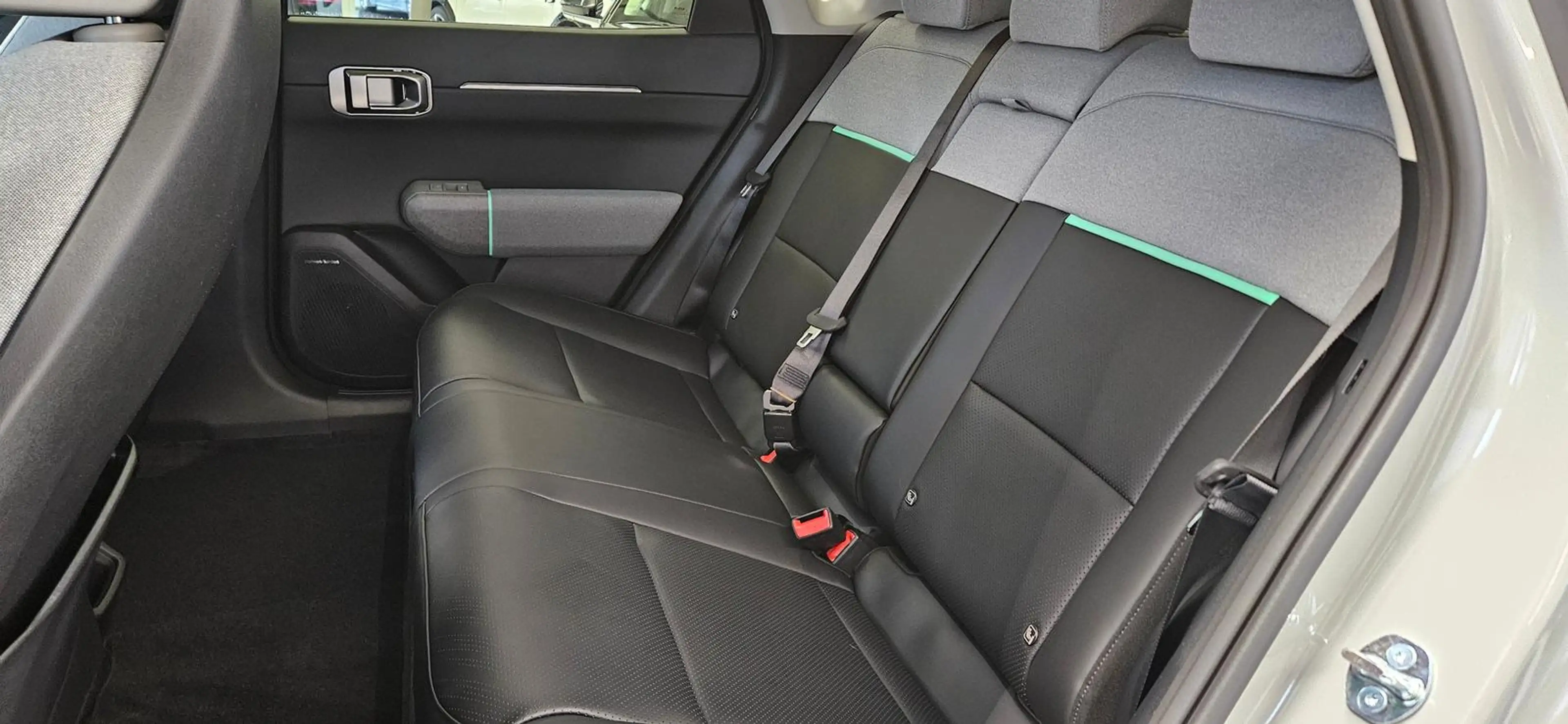 Kia EV4 150 kW 81,4 kWh Earth UP TECH WIN DRIVE SND — photo 7