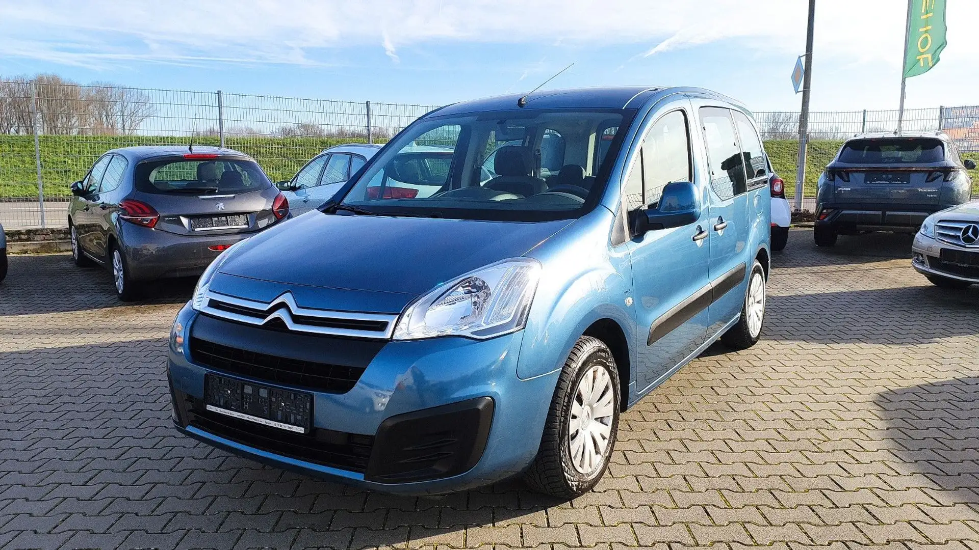 Citroen Berlingo Feel 1.Hand+Tempomat+Klima+Parksensoren Bleu - 1
