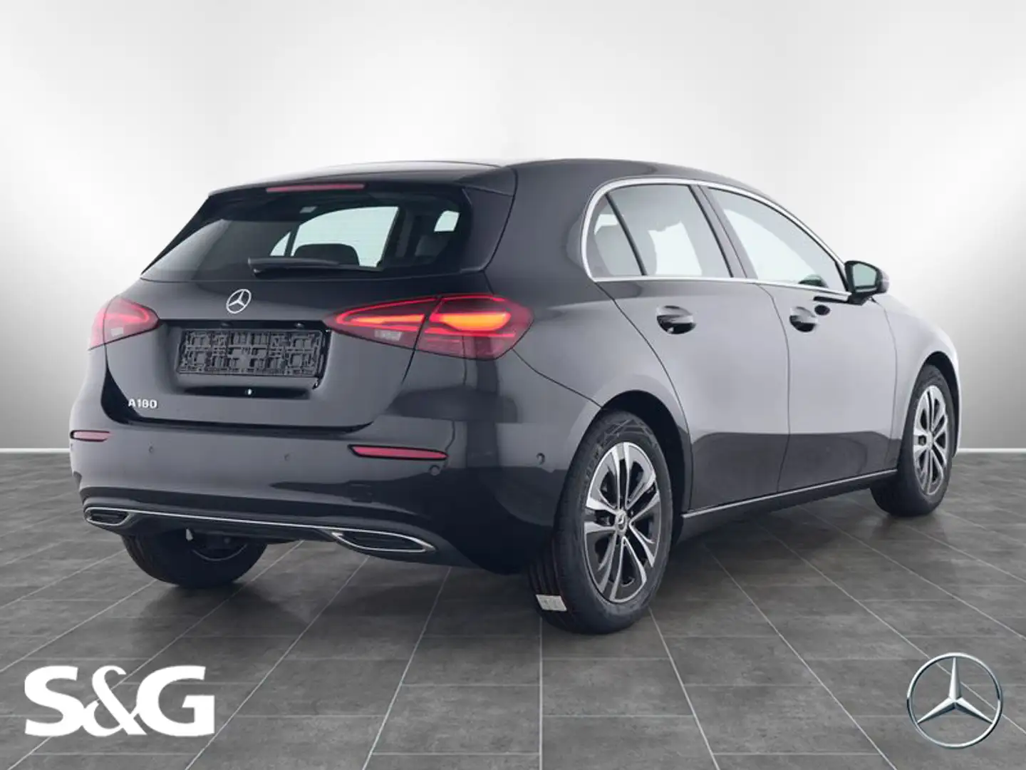 Mercedes-Benz A 180 Kompaktlimousine progressive RüKam+LED+17 Schwarz - 2