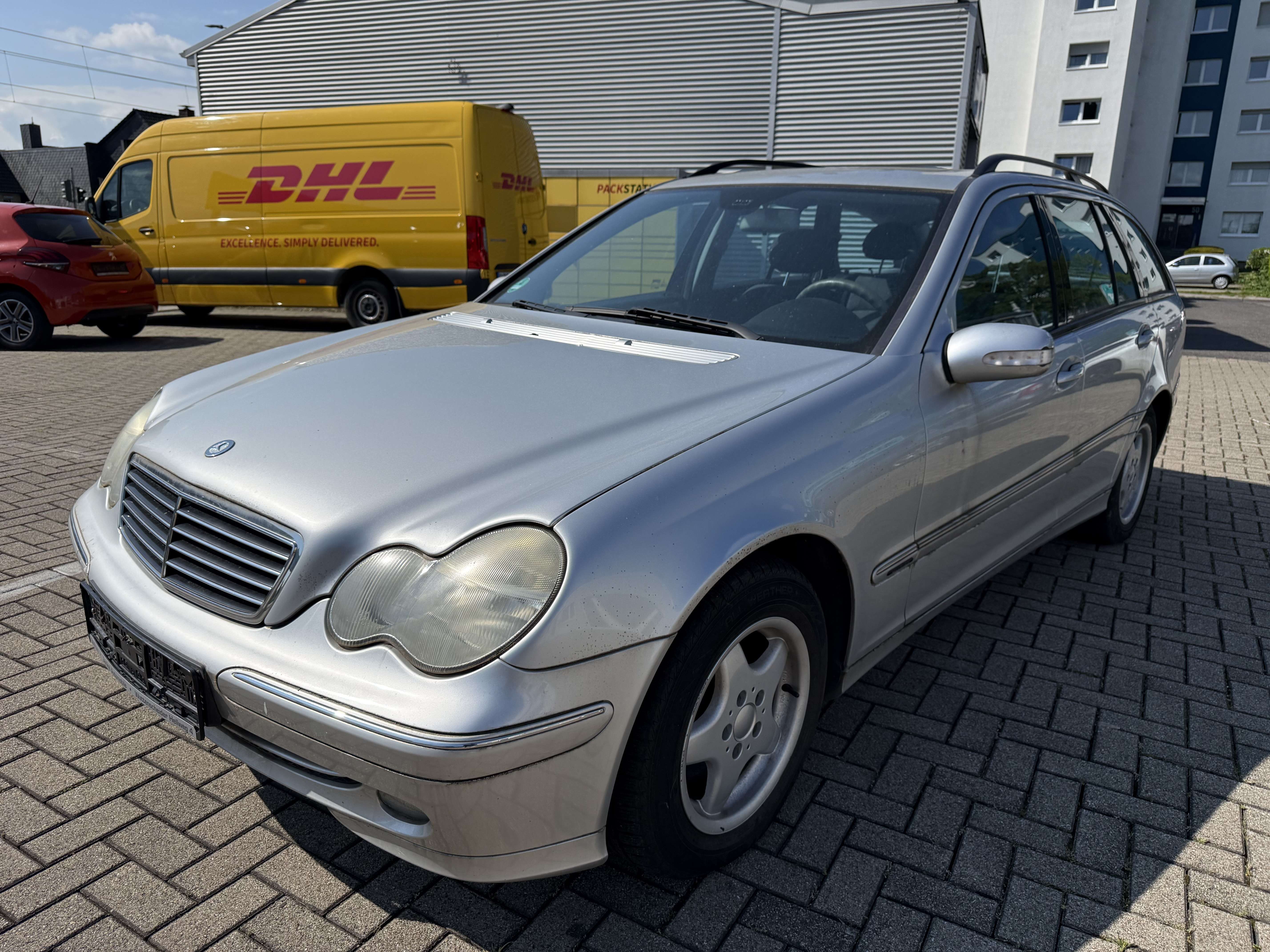 Second hand Mercedes Benz C-Class 200