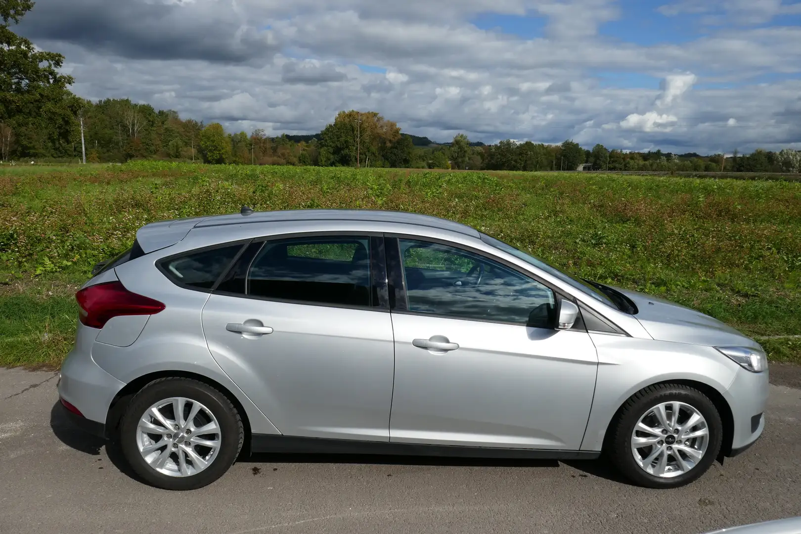 Ford Focus Trend Silber - 2