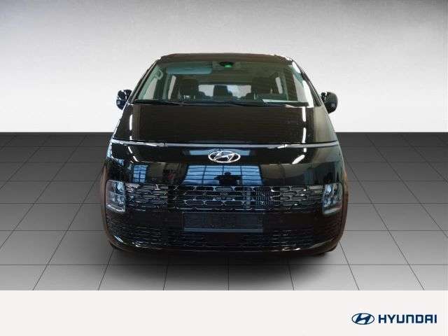 Hyundai STARIA Trend 2WD DIESEL 2.2 CRDi 9-Sitzer Leder Navi