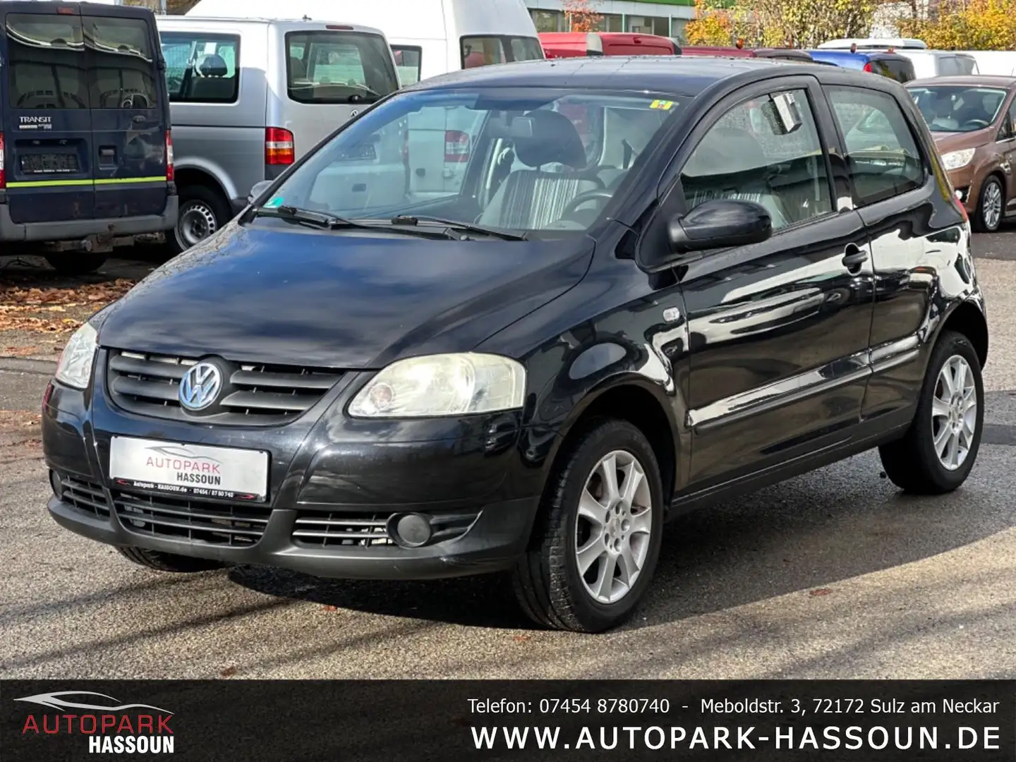 Volkswagen Fox Basis TÜV 09/26 Schwarz - 1