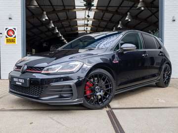 2.0 TSI Performance *ACC | Dynaudio | Alcantara |