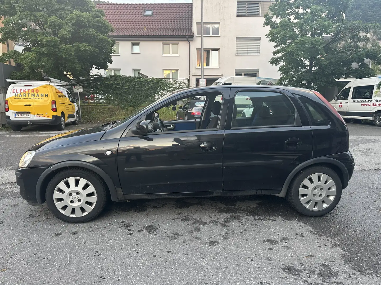 Opel Corsa 1,3 CDTI 16V Enjoy - 1