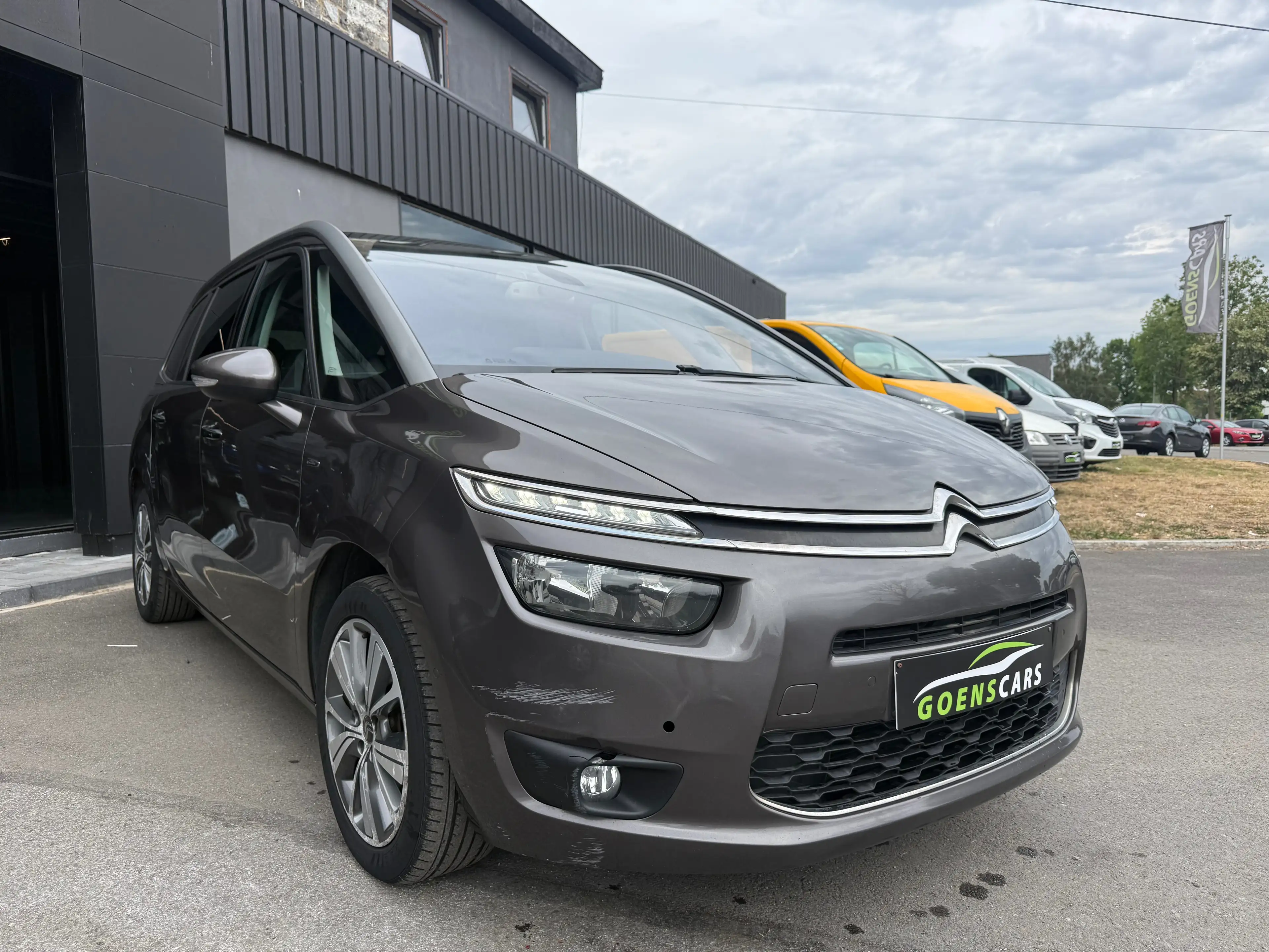 Citroen Grand C4 Picasso C4 Grand Picasso 1.6HDi Exclusive SIÈGES MASSANTS,CLIM,GPS,CAMÉRA,RADARS… — photo 2