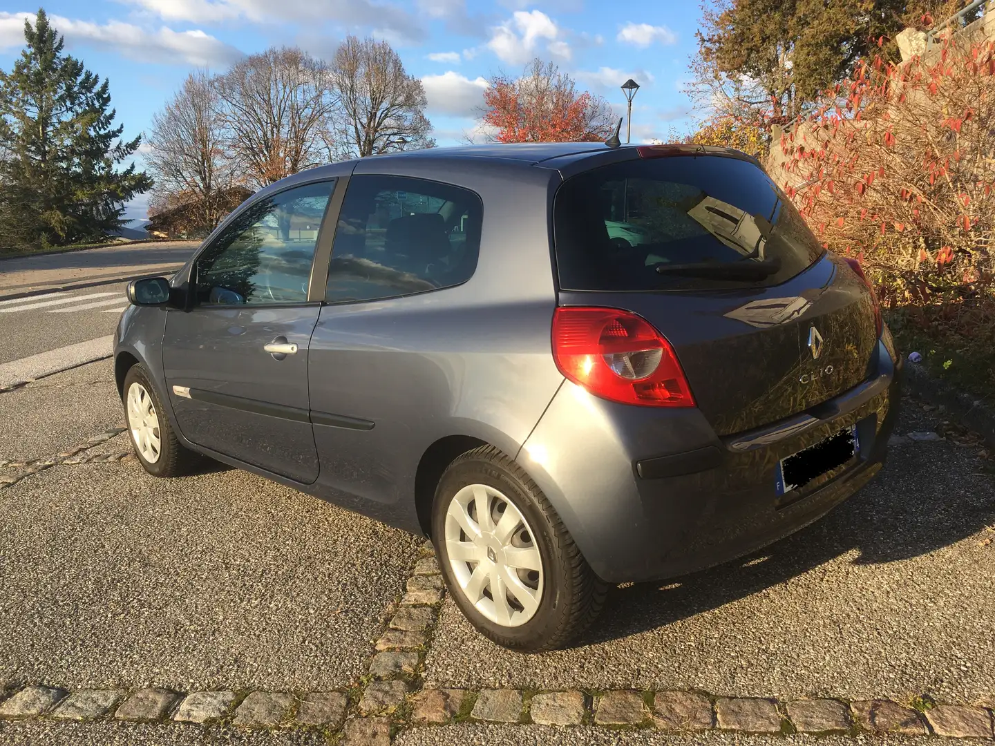 Renault Clio Clio TCE 100 eco2 Rip Curl Gris - 2