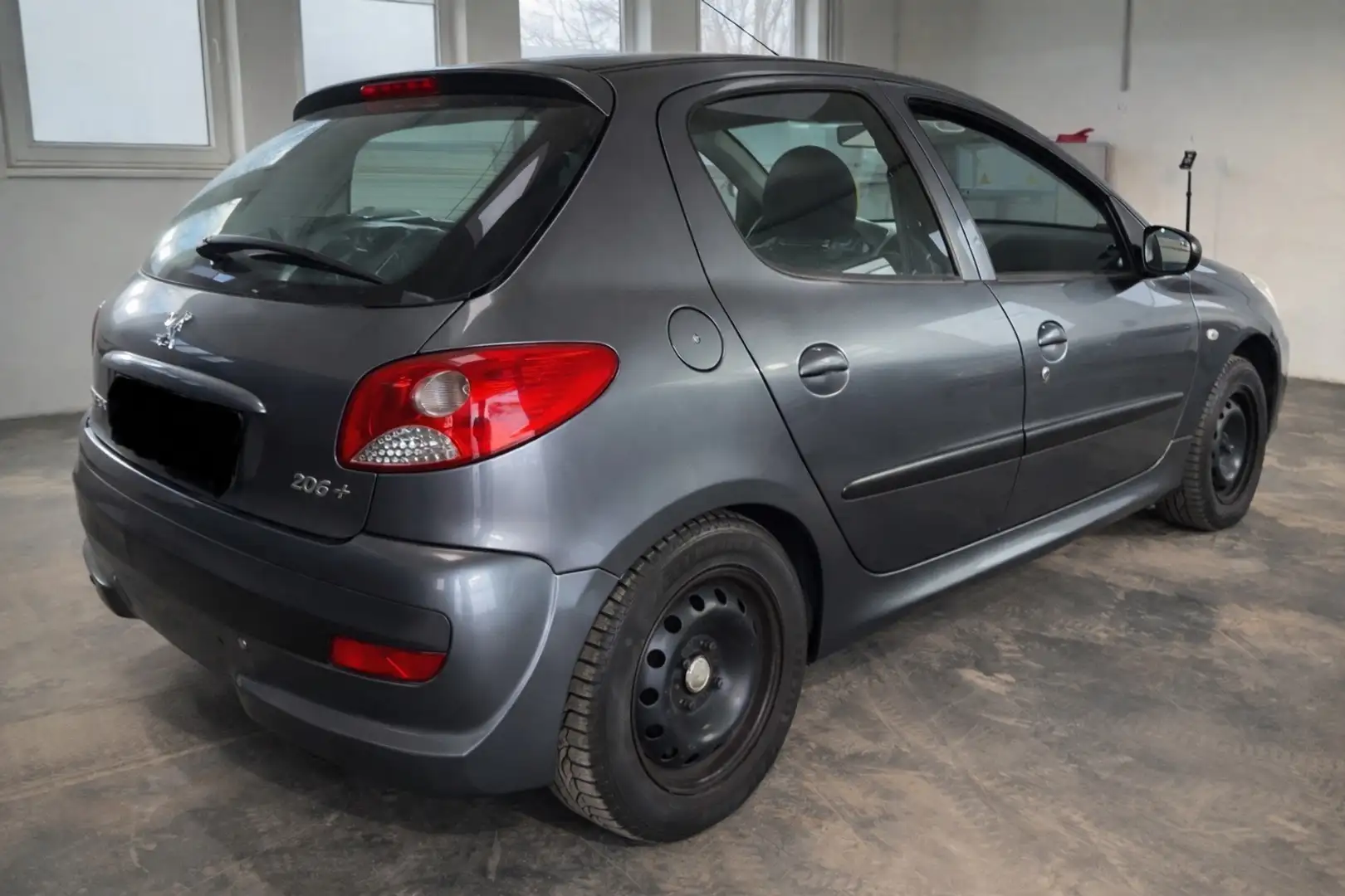 Peugeot 206 206+ Trendy 1,1 Grau - 1