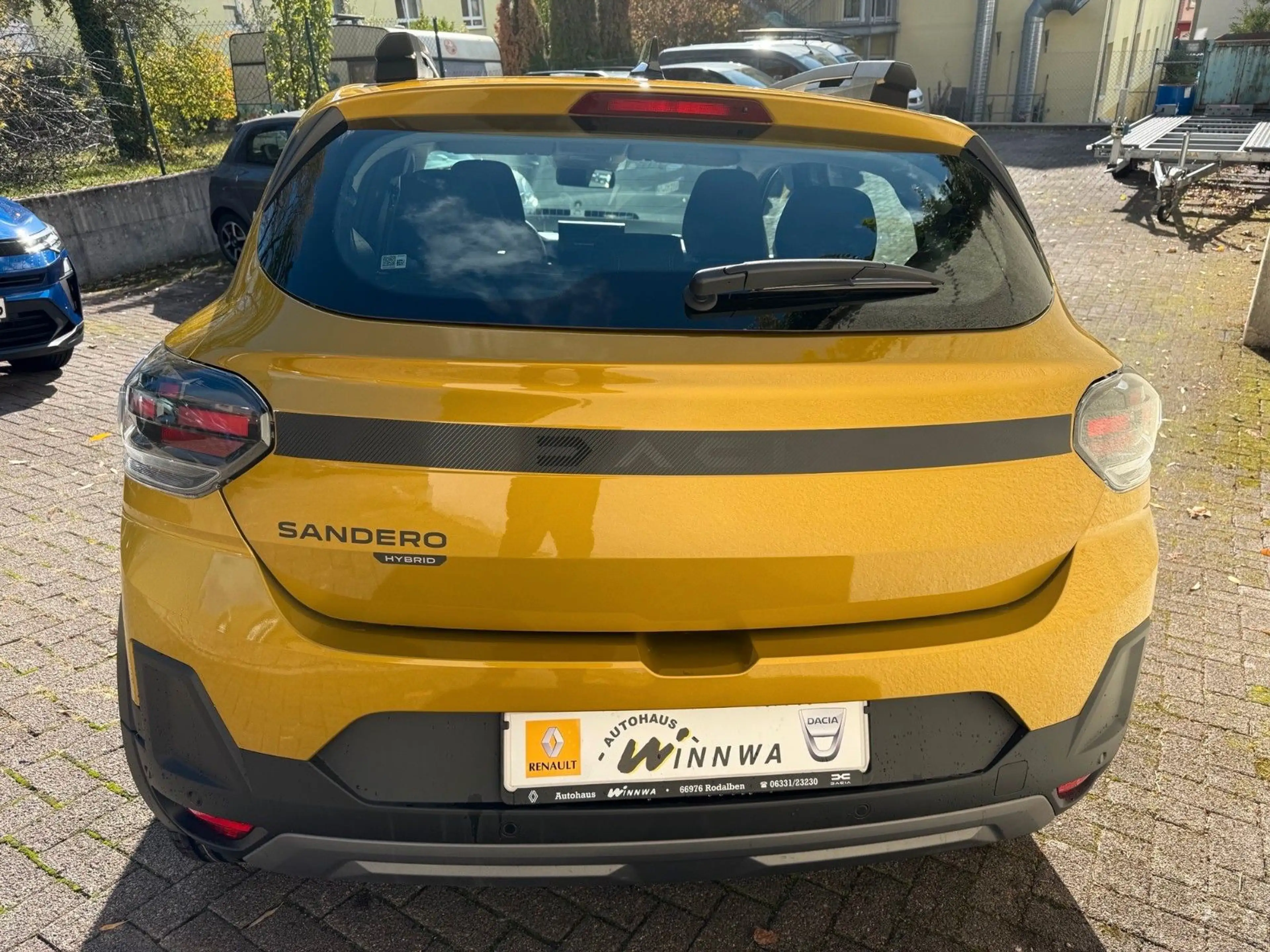 Dacia Sandero Stepway Extreme hybrid 155 — photo 5