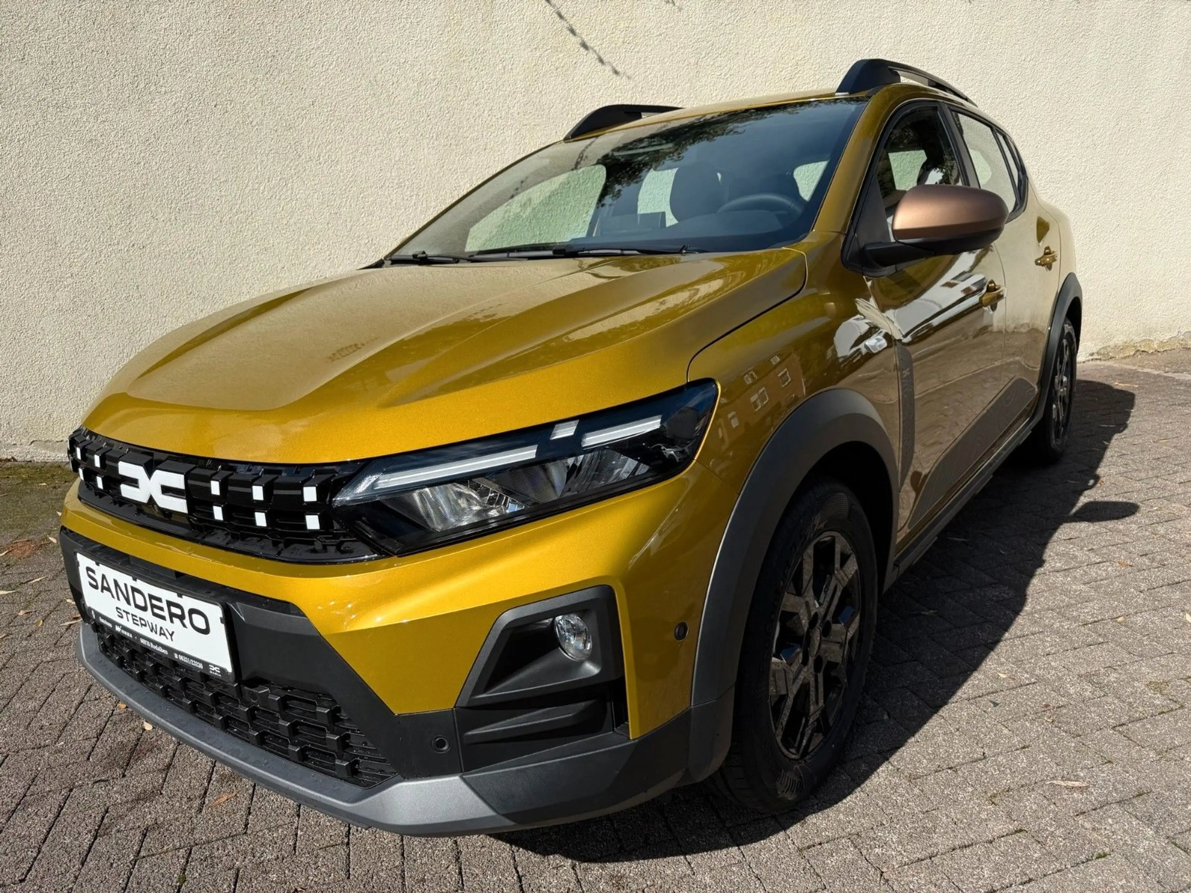 Dacia Sandero Stepway Extreme hybrid 155