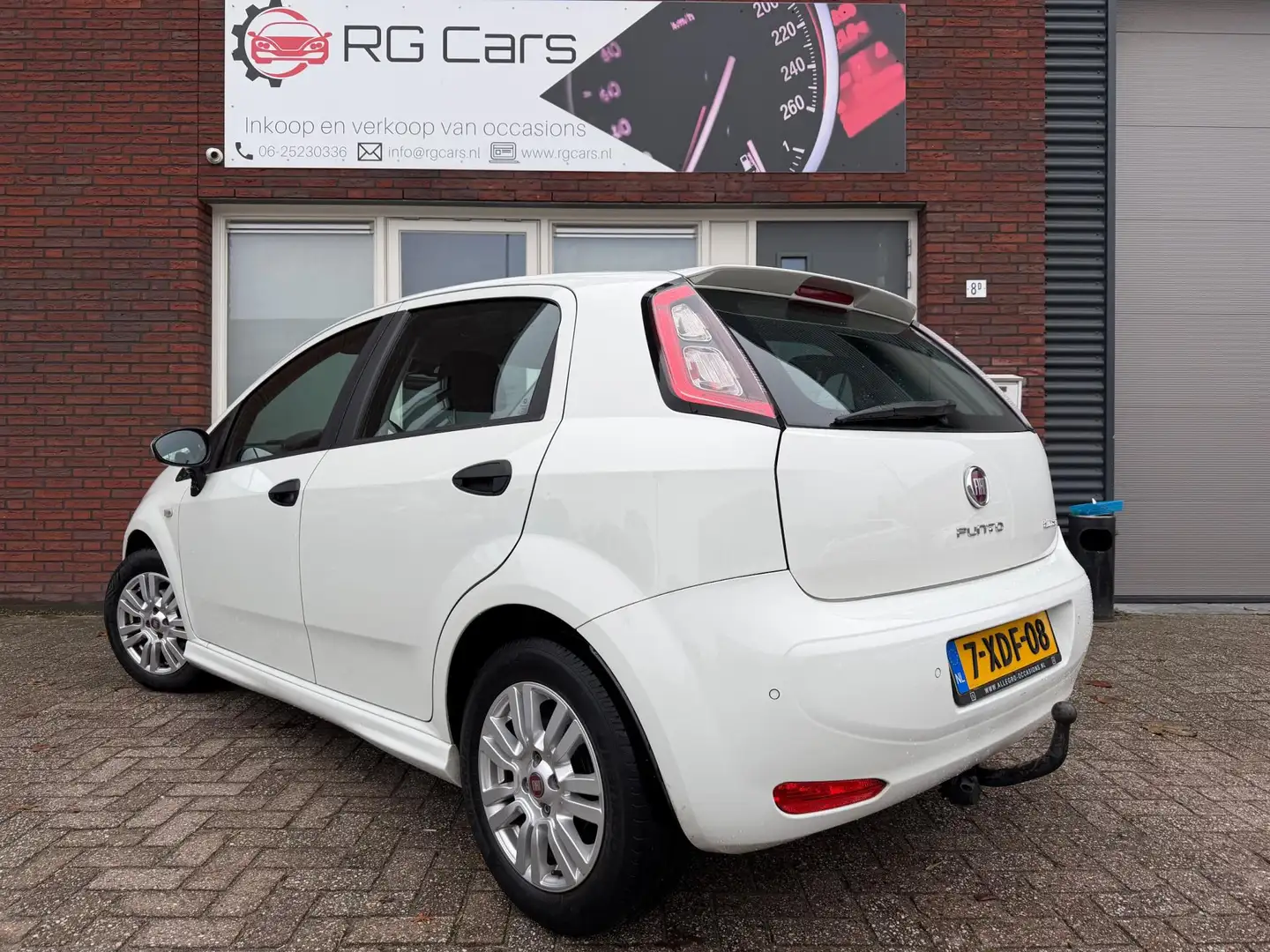 Fiat Punto Evo 0.9 TwinAir Street / PDC / Airco / Cruise / NAP / Wit - 2