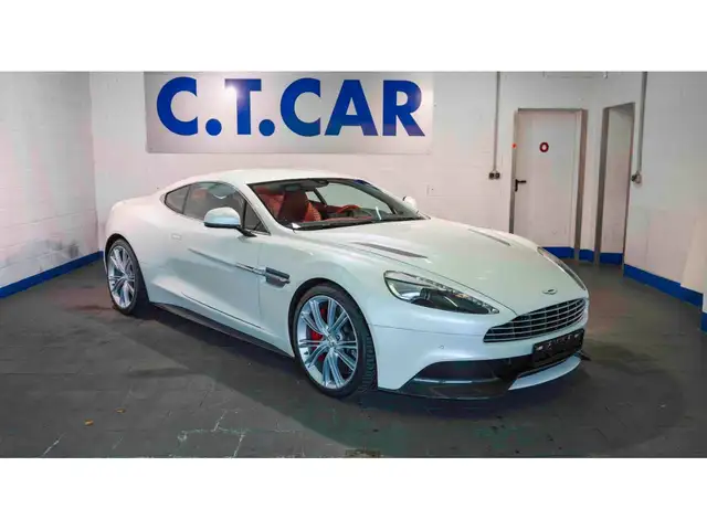 Aston Martin Vanquish Coupe 6.0 V12 Automatik Carbon B&O