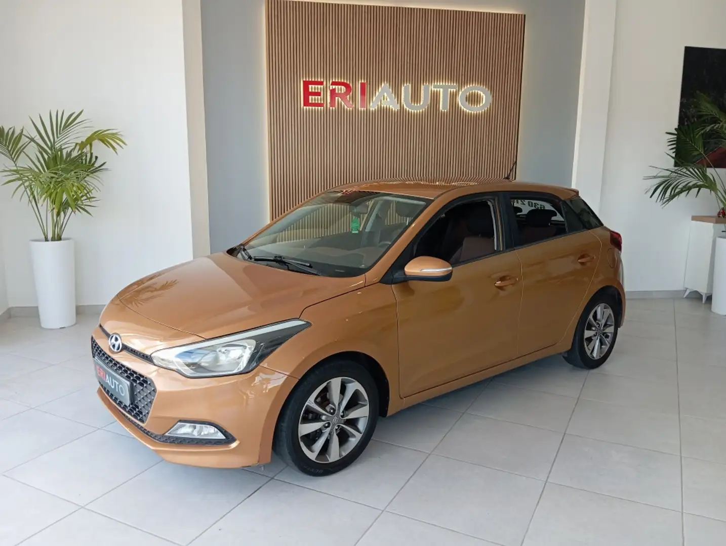Hyundai i20 1.2i City Naranja - 2
