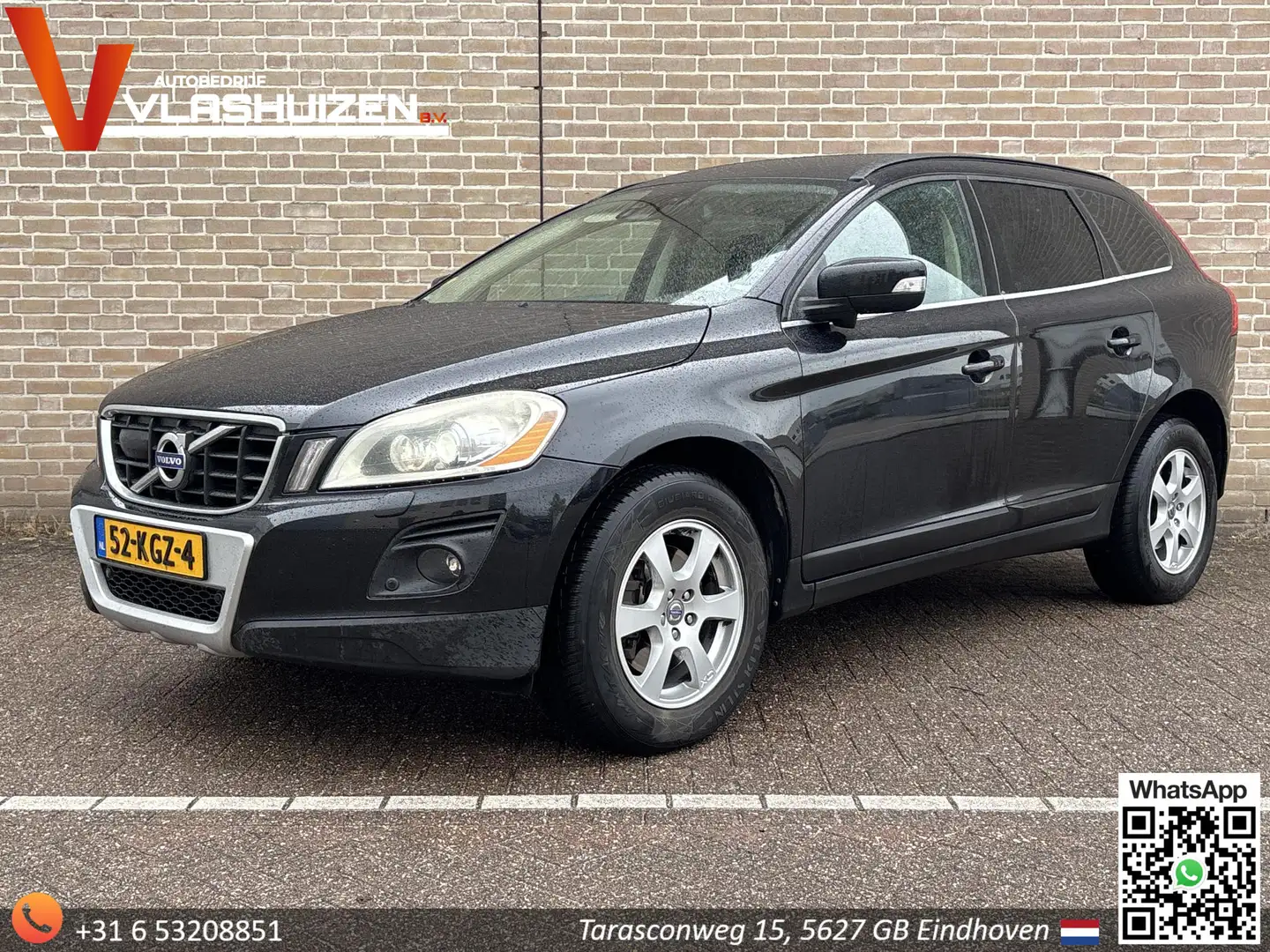 Volvo XC60 2.4 D5 AWD Momentum | Leder | Climate | Cruise | P Zwart - 1
