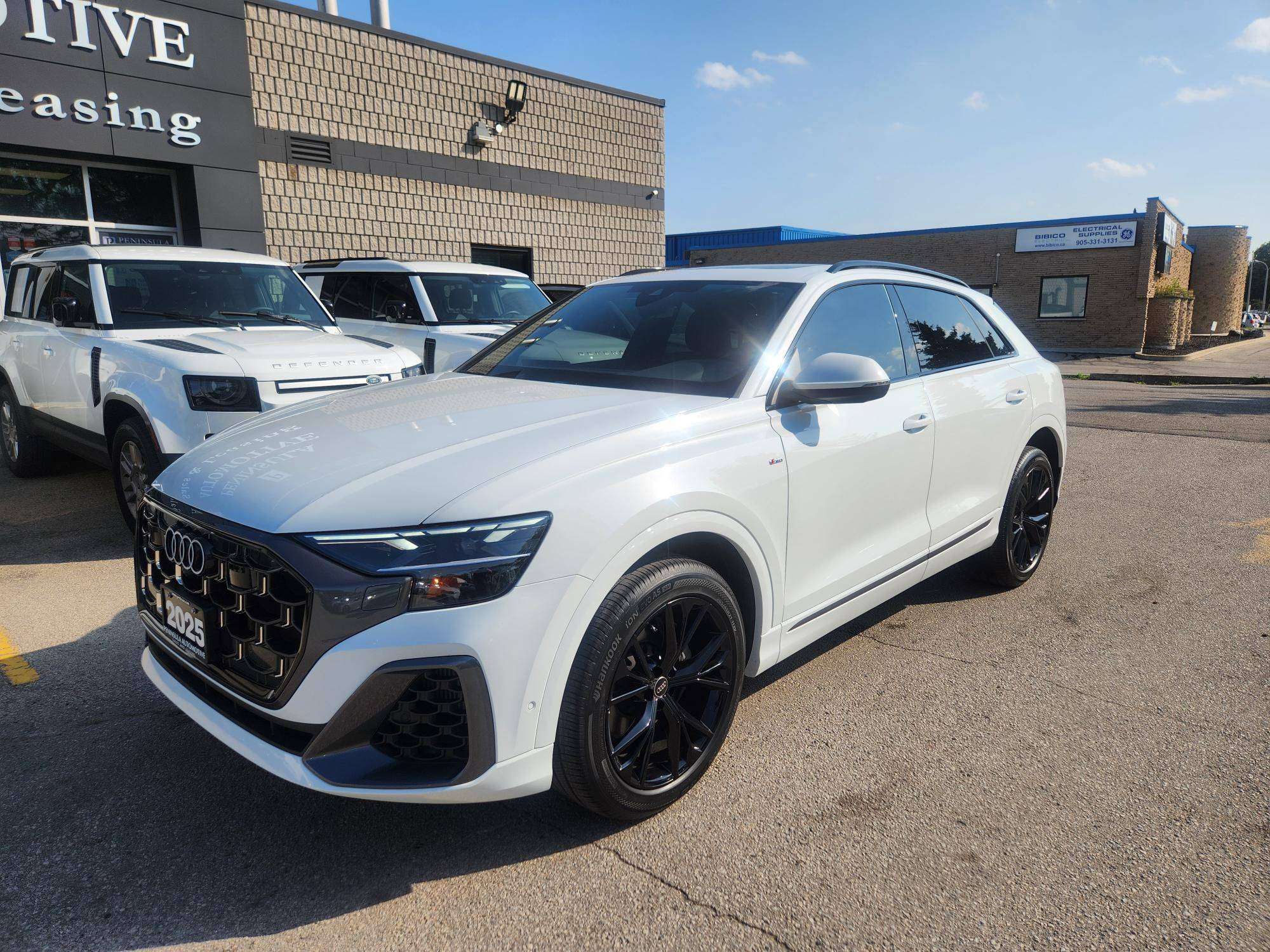 2025 Audi Q8 Q8 PROGRESSIVE,ADAPTIVE CRUISE,AMBIENT LIGHT,PANO — снимка 1