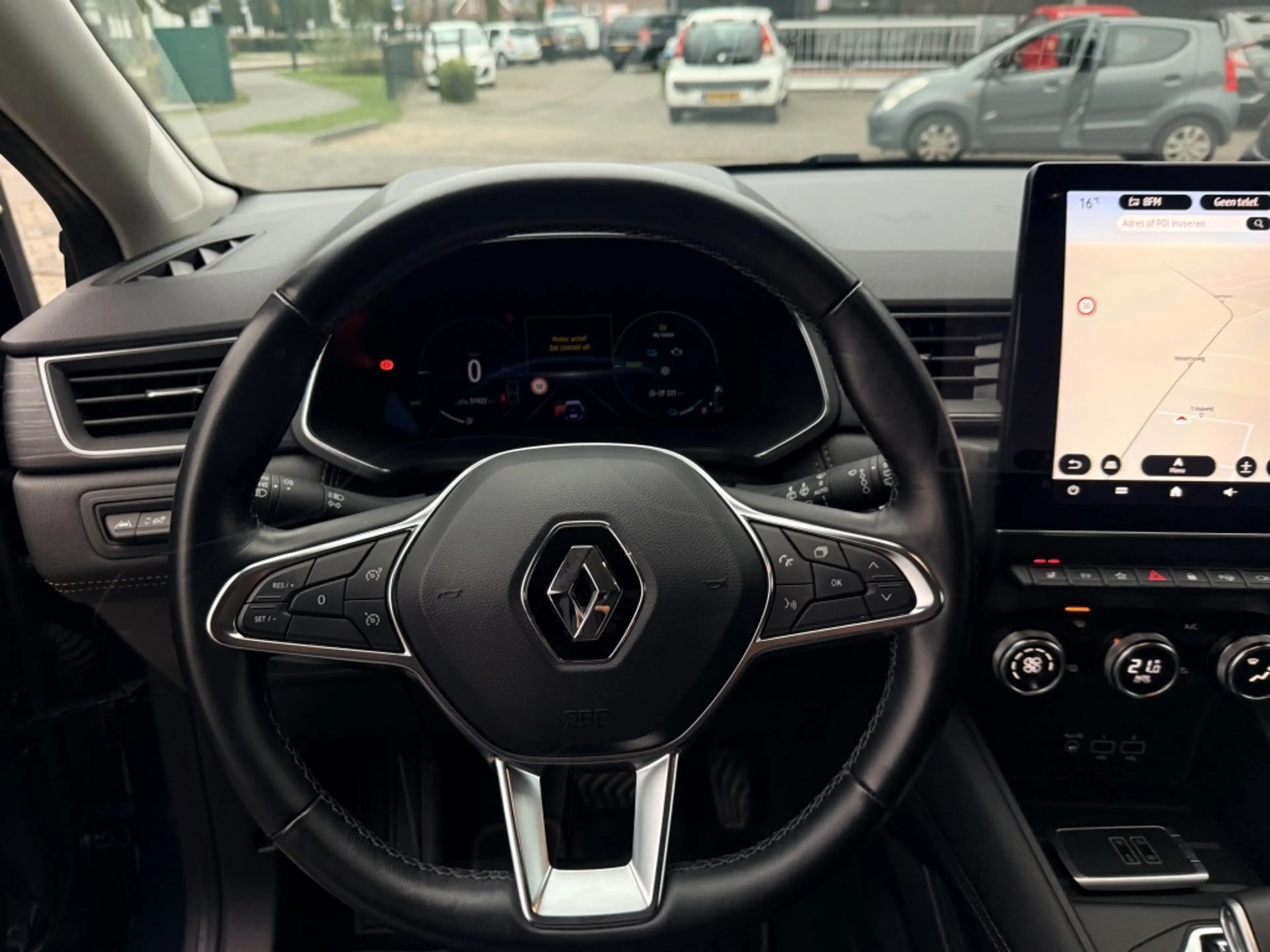 Renault Captur 1.6 E-Tech Plug-in Hybrid 160 Initiale Paris — photo 15