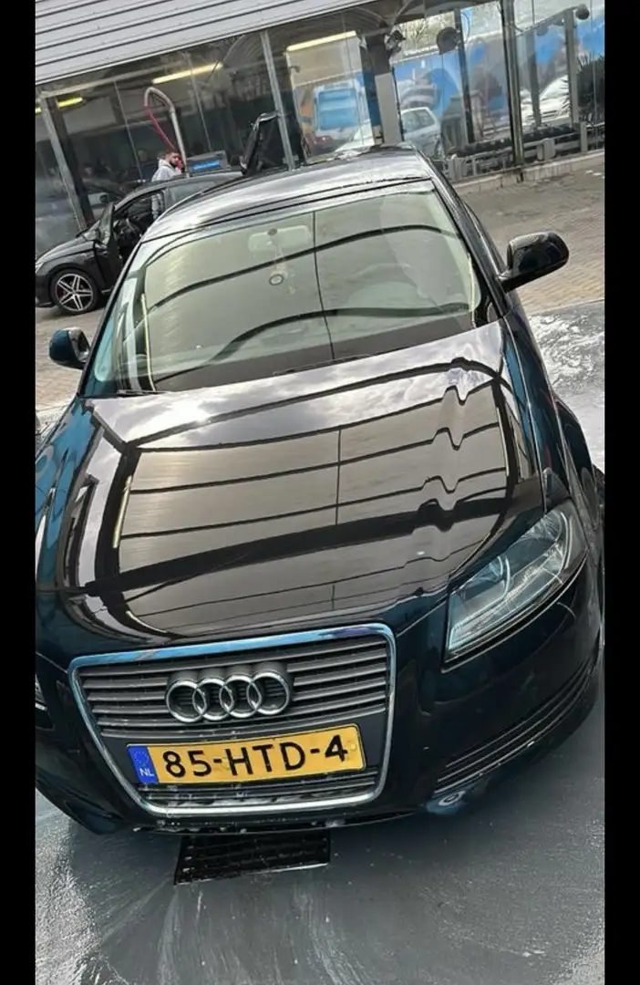 Audi A3 1.4 TFSI Attr. PL Zwart - 1