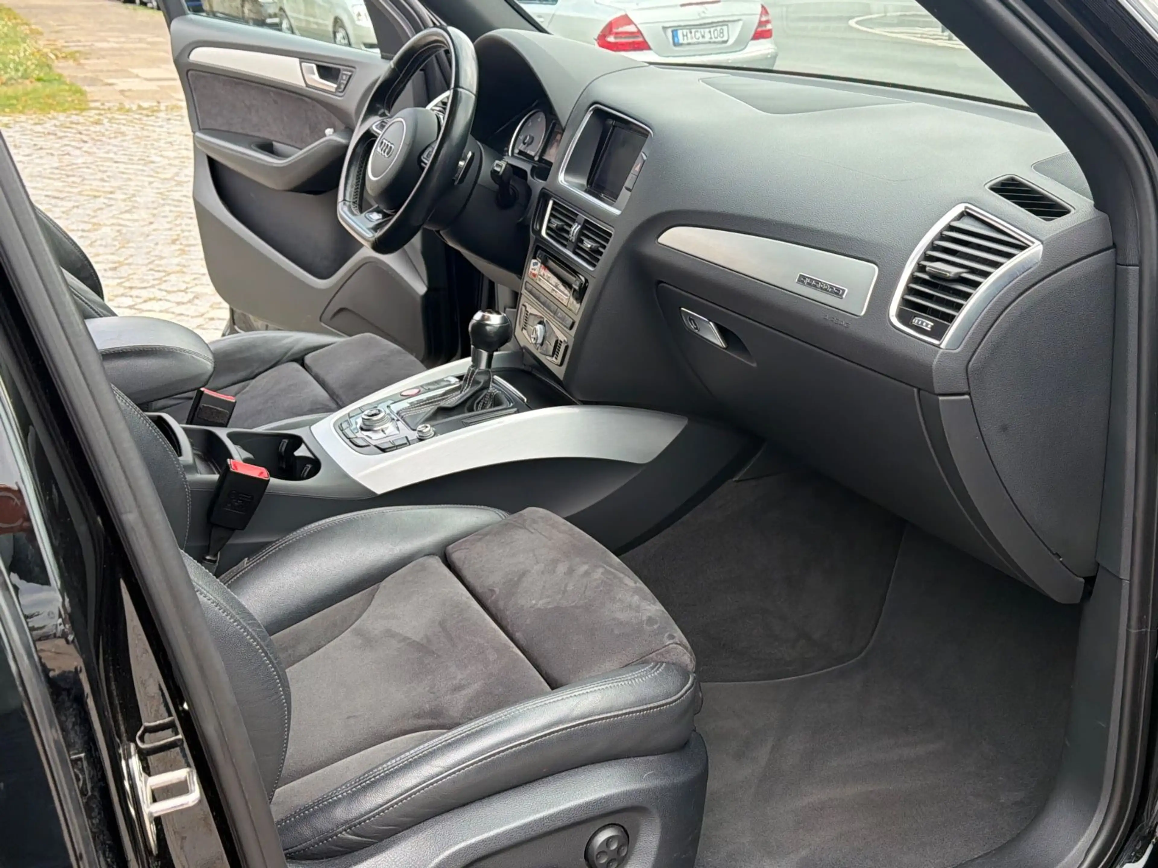 Audi SQ5 3.0 TDI competition quattro*Leder*AHK*Euro6 — photo 15