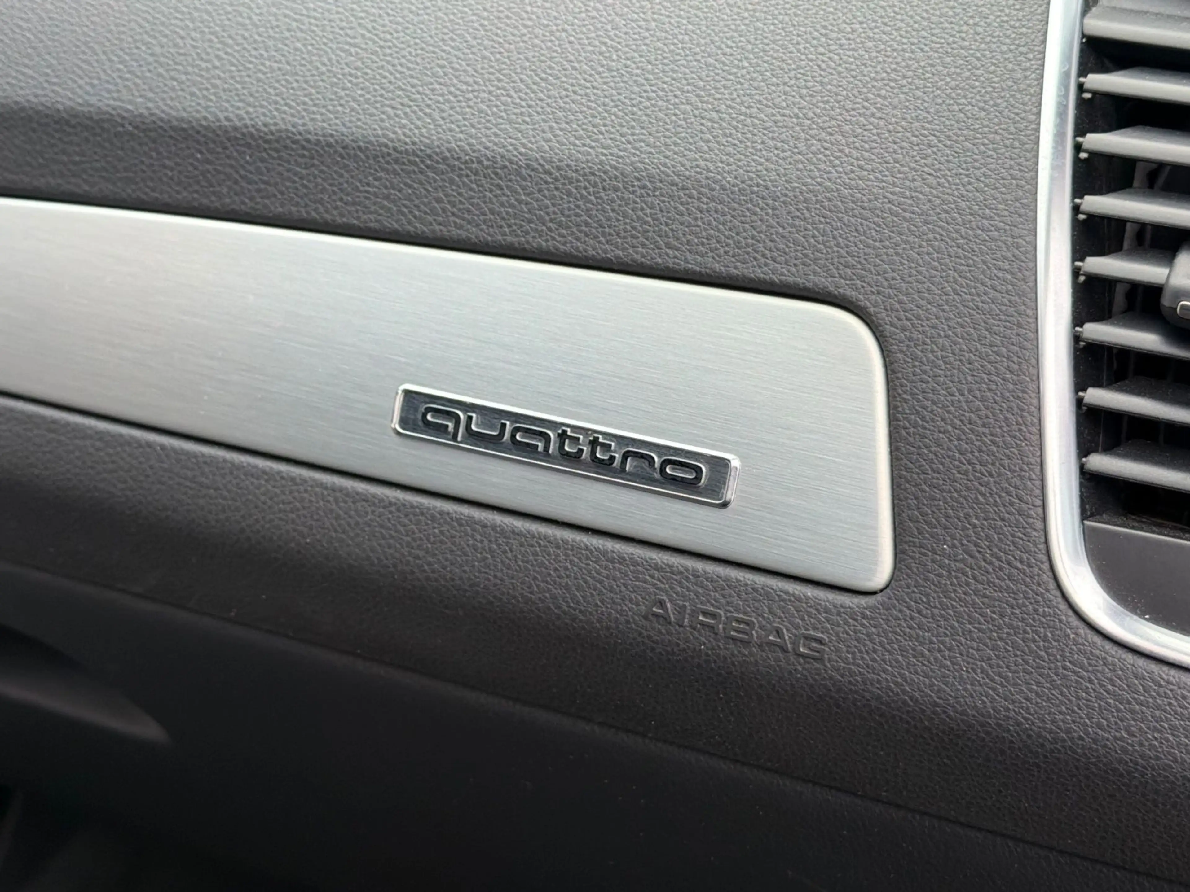 Audi SQ5 3.0 TDI competition quattro*Leder*AHK*Euro6 — photo 19