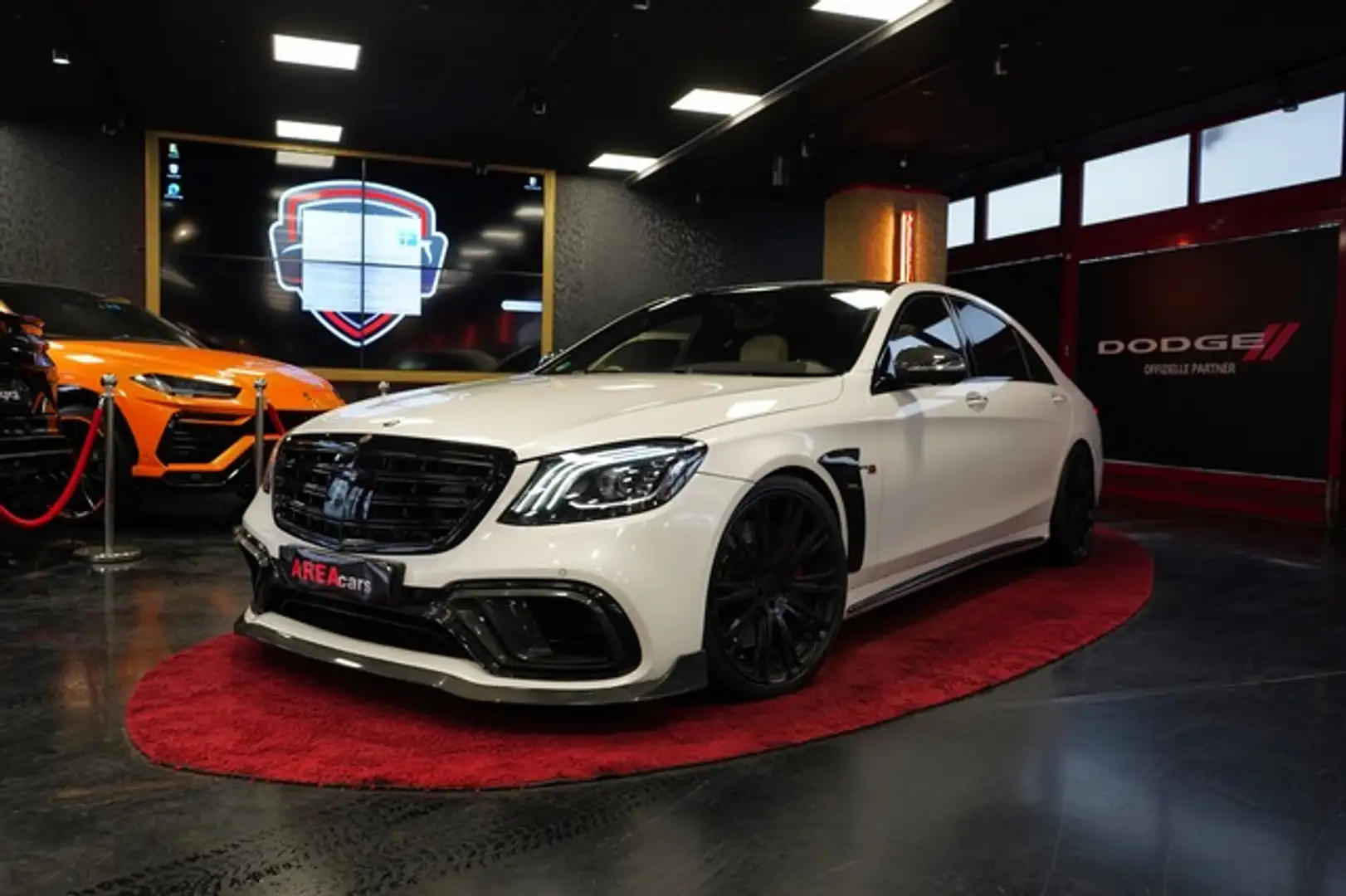 Mercedes-Benz S 63 AMG BRAB OPTIK 4M LANG PANO BURM CARBON Білий - 1
