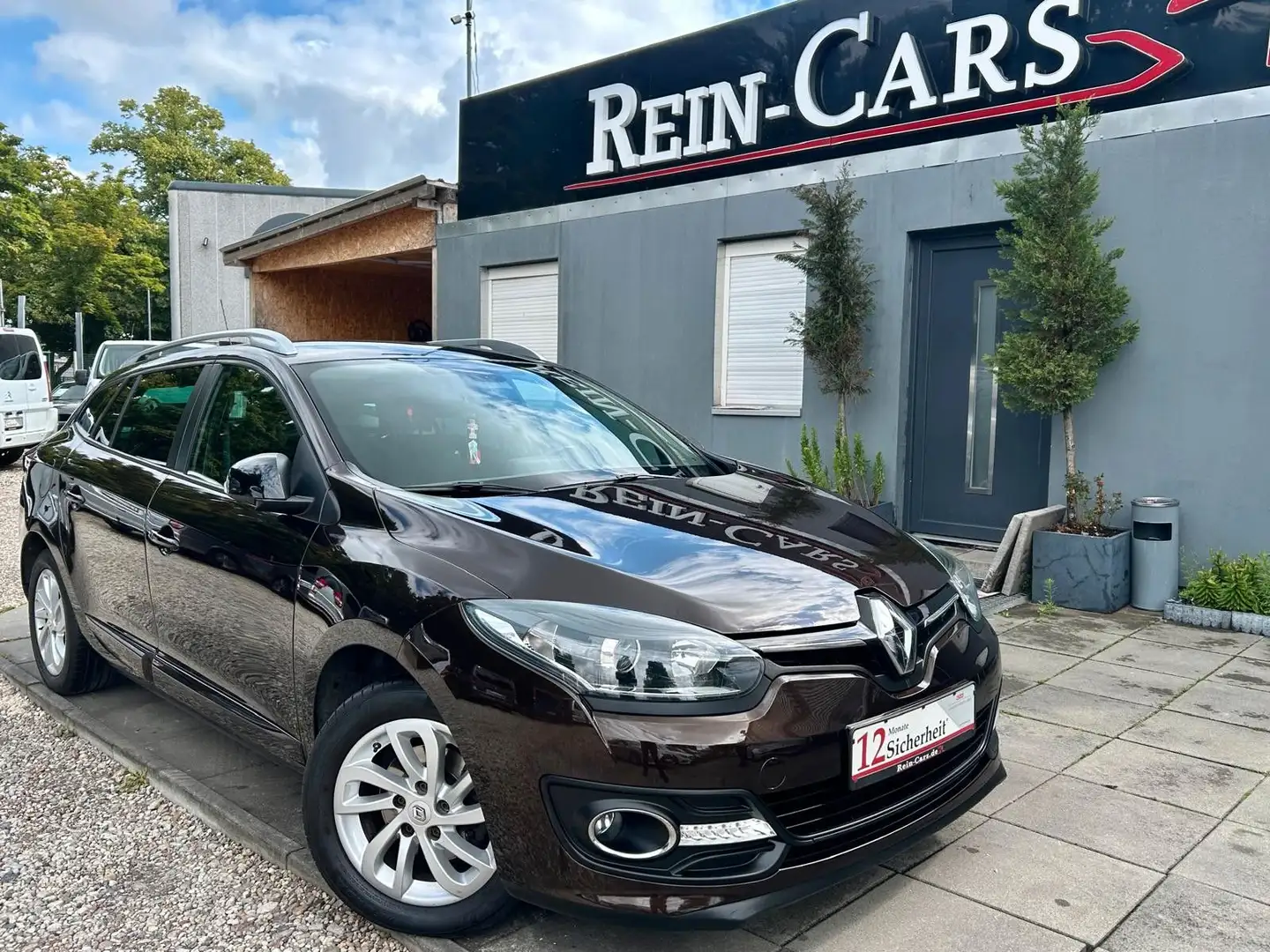 Renault Megane Grandtour/I.HD/AHK/NAVI/KEYLESS/SHZ/MFL Bruin - 1