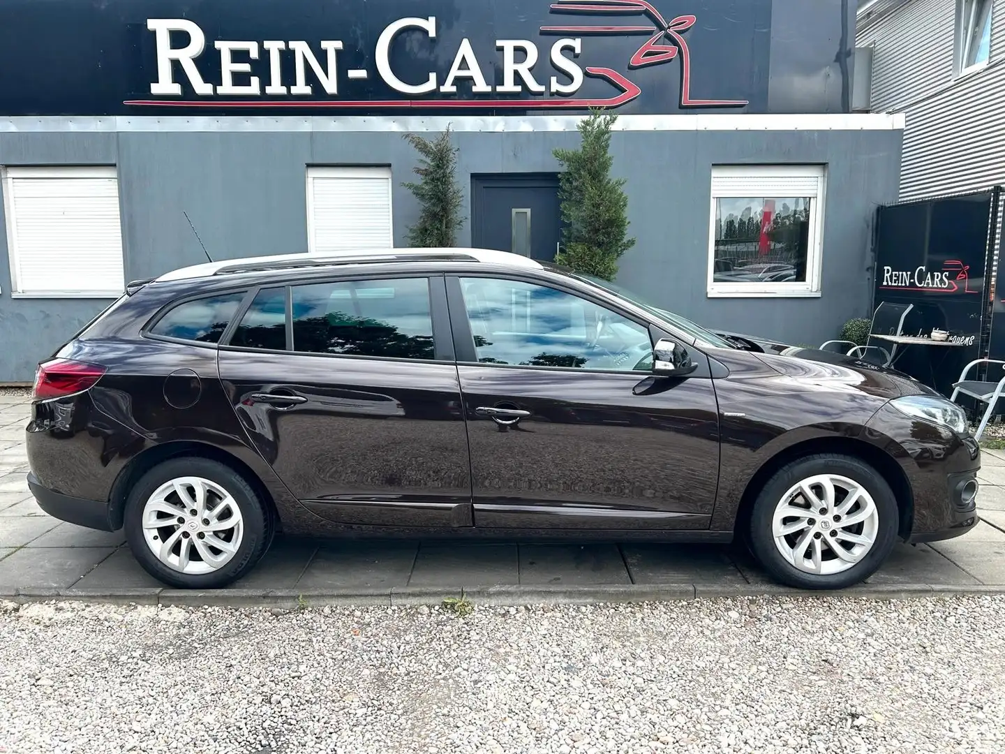 Renault Megane Grandtour/I.HD/AHK/NAVI/KEYLESS/SHZ/MFL Bruin - 2