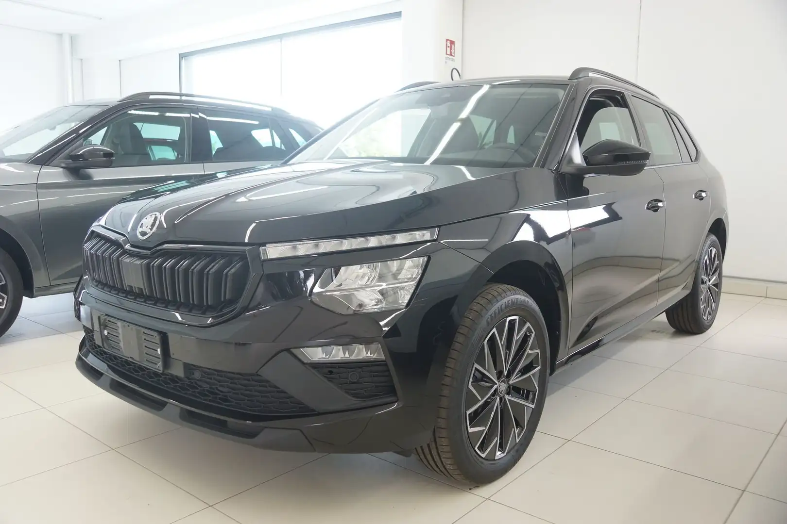 Skoda Kamiq Kamiq 1.0 TSI 115 CV DSG Black Dots+TELECAMERA PO Schwarz - 2