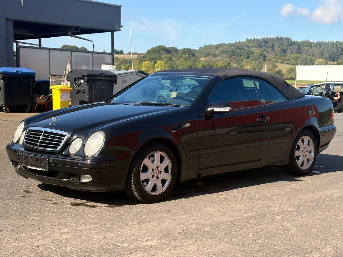 Mercedes-Benz CLK 200 KOMPR. 2.0 Leder *AUTOMATIK* Noir - 1