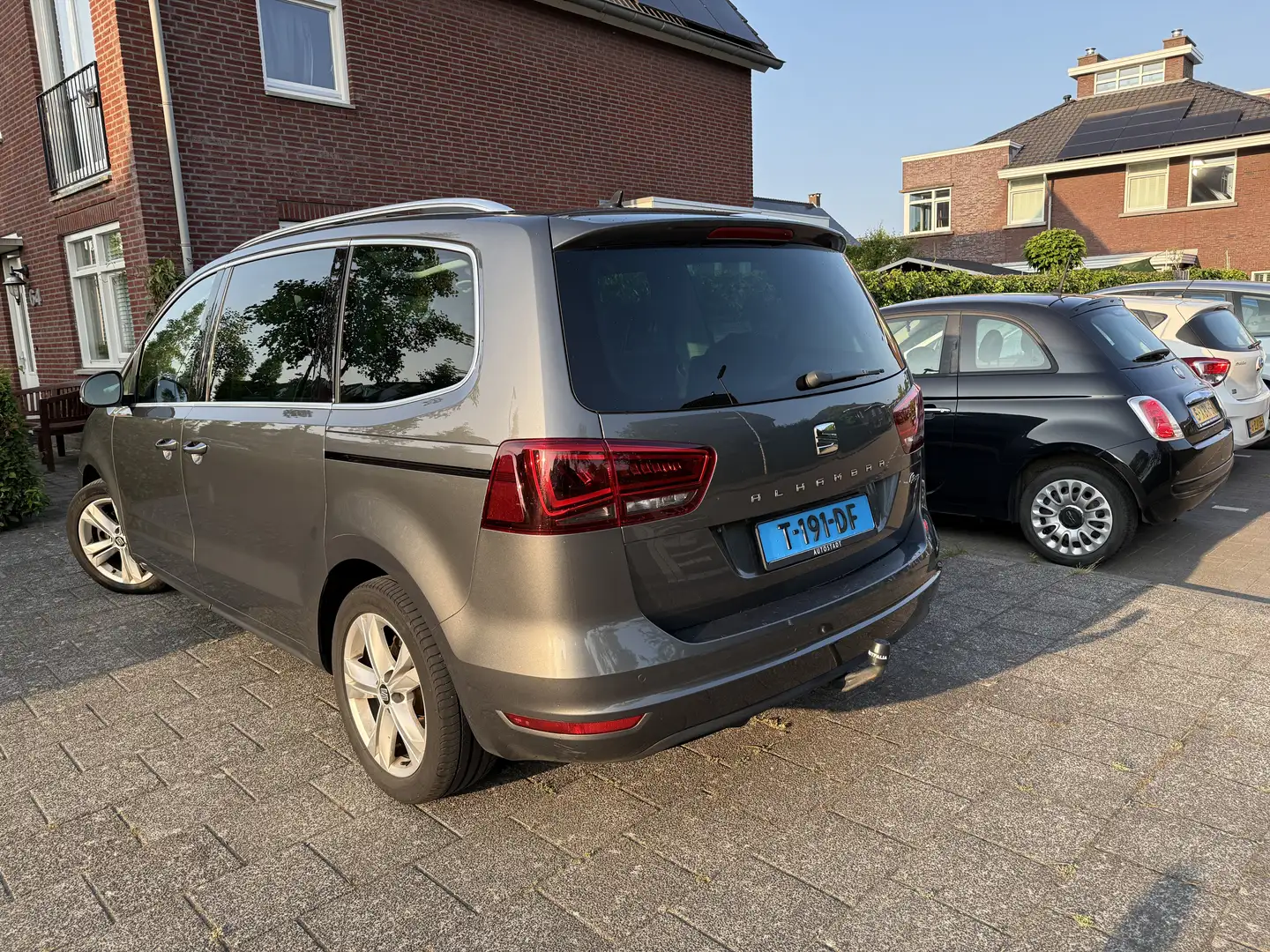 SEAT Alhambra 2.0 TDI FR Dsg Pano 7 Persoons Grijs - 2